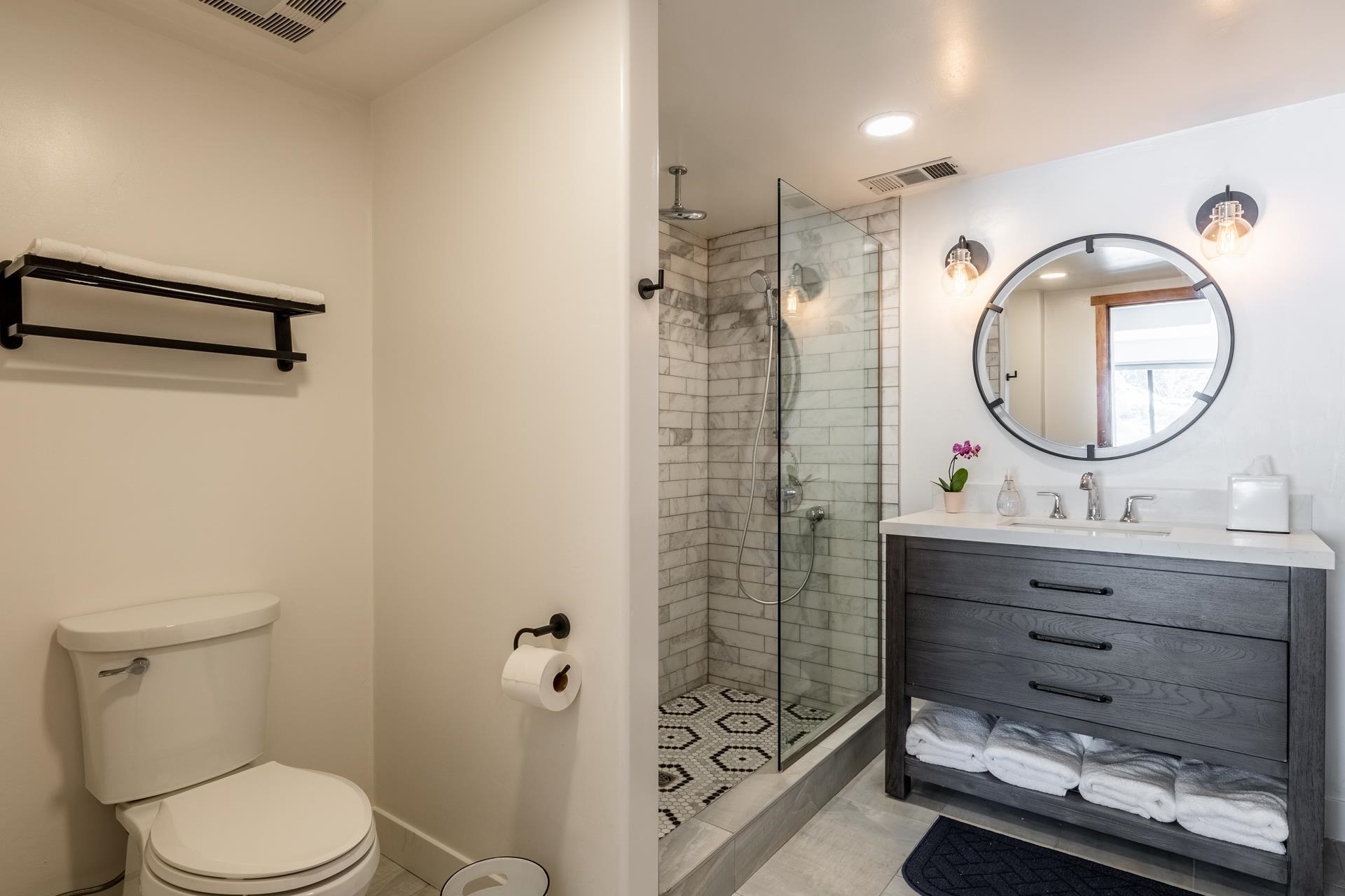 194 Hillside Dr #18 Unit: Unit 18