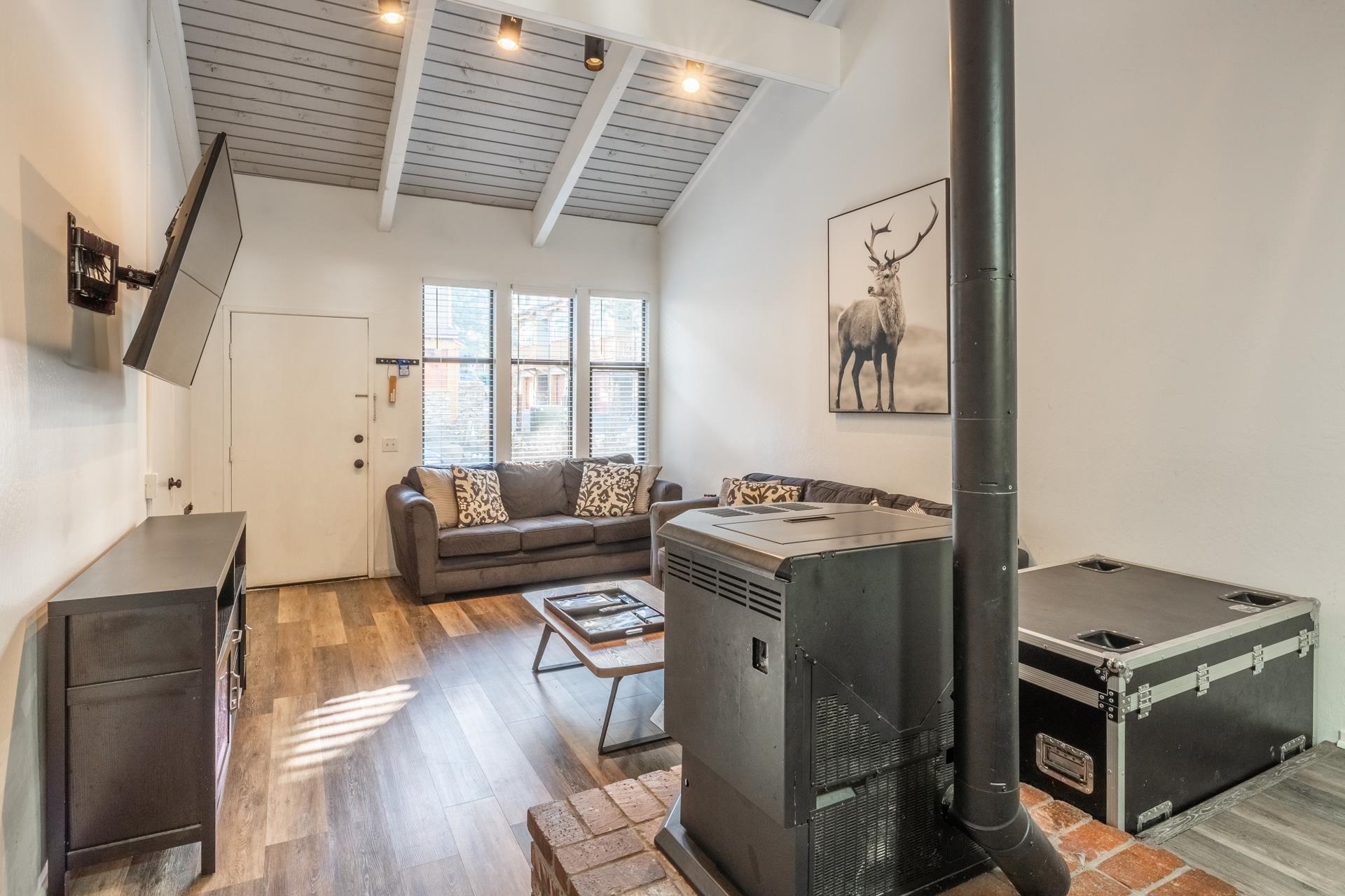 2252 Meridian Blvd #5 Unit: 3