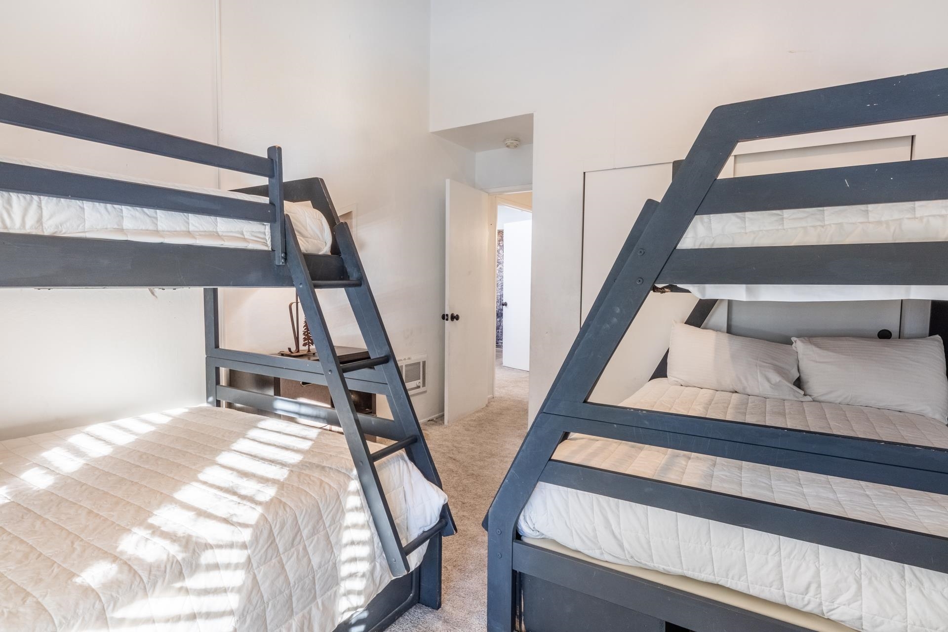 2252 Meridian Blvd #5 Unit: 3