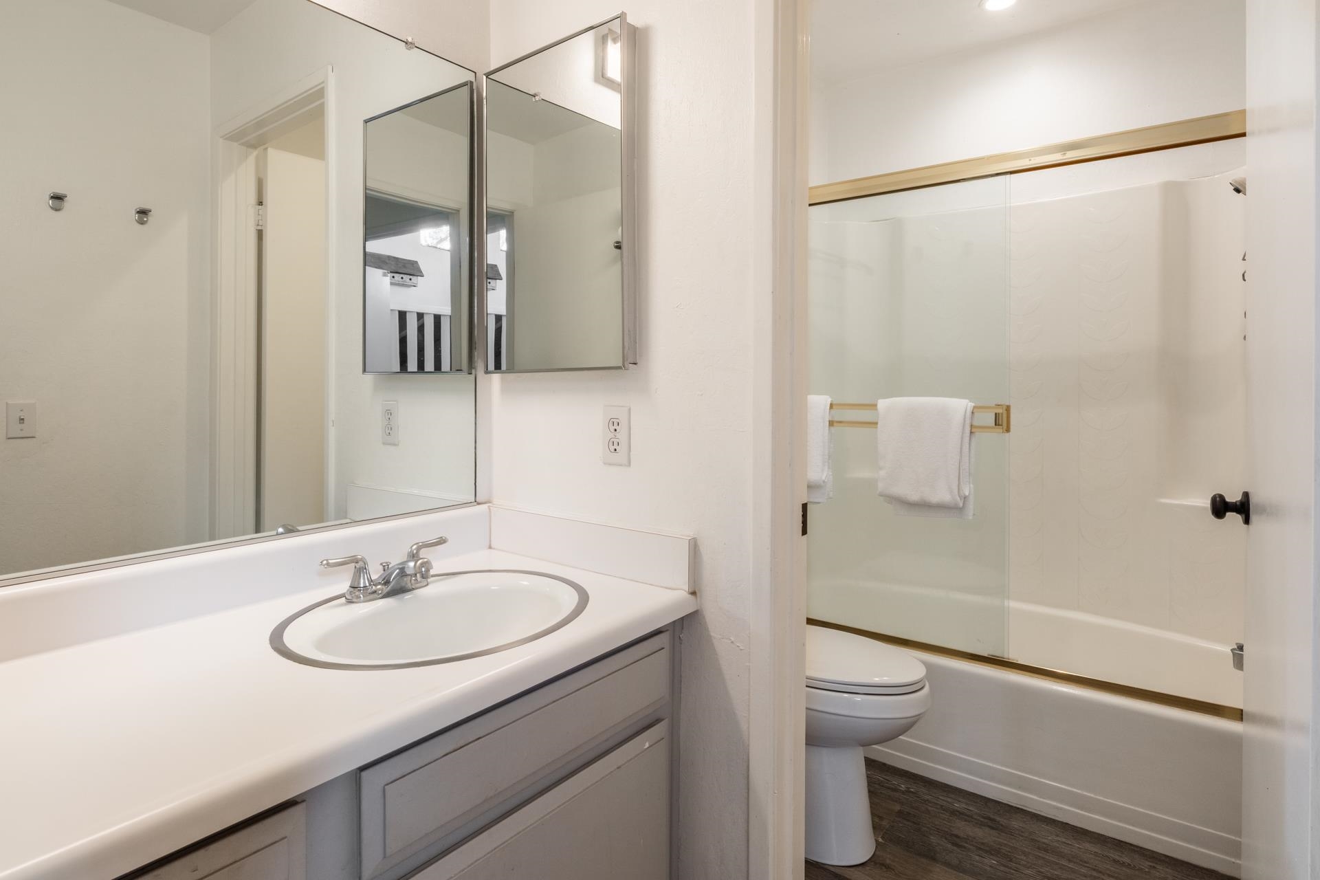 2252 Meridian Blvd #5 Unit: 3