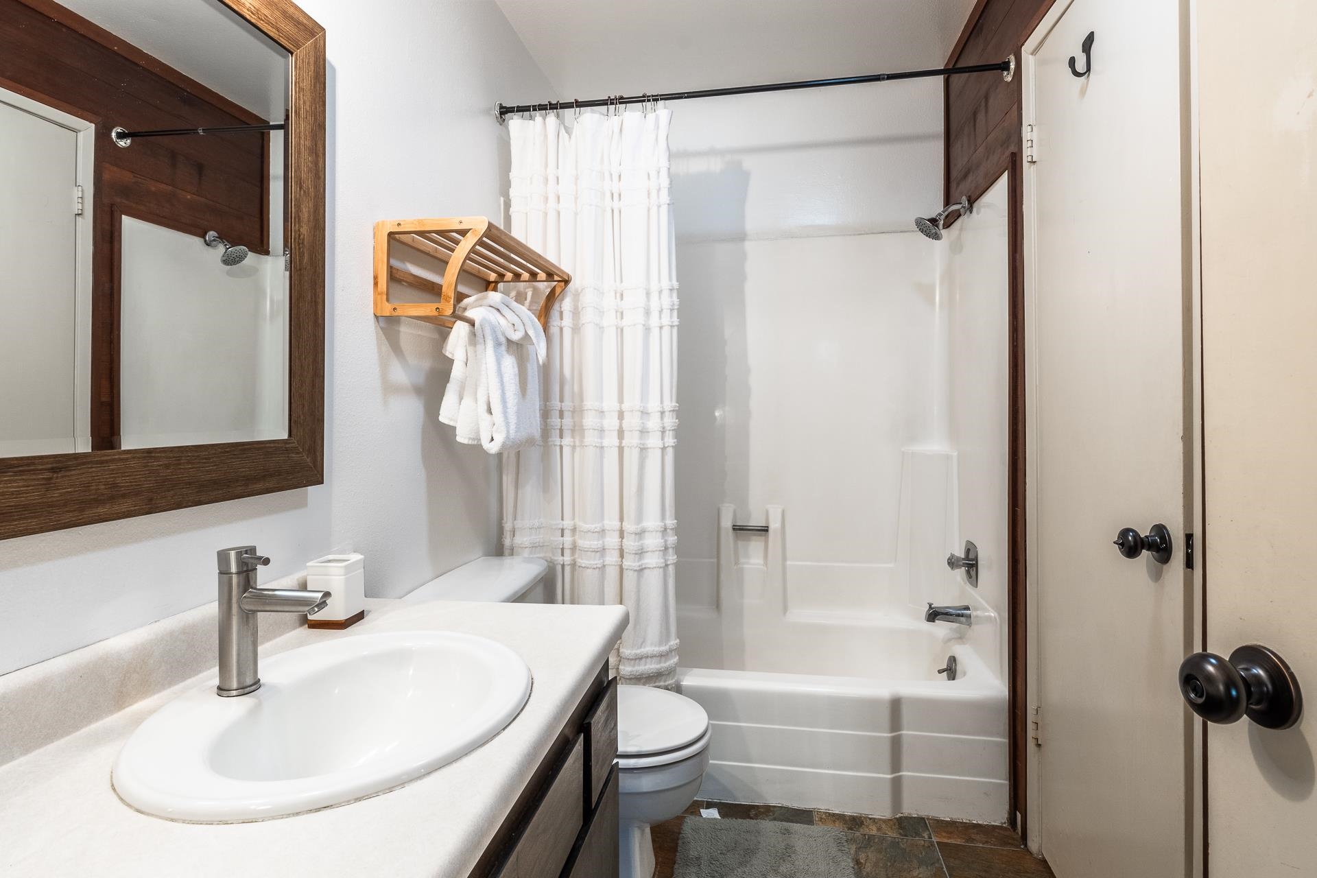 2499 Sierra Nevada Rd R2