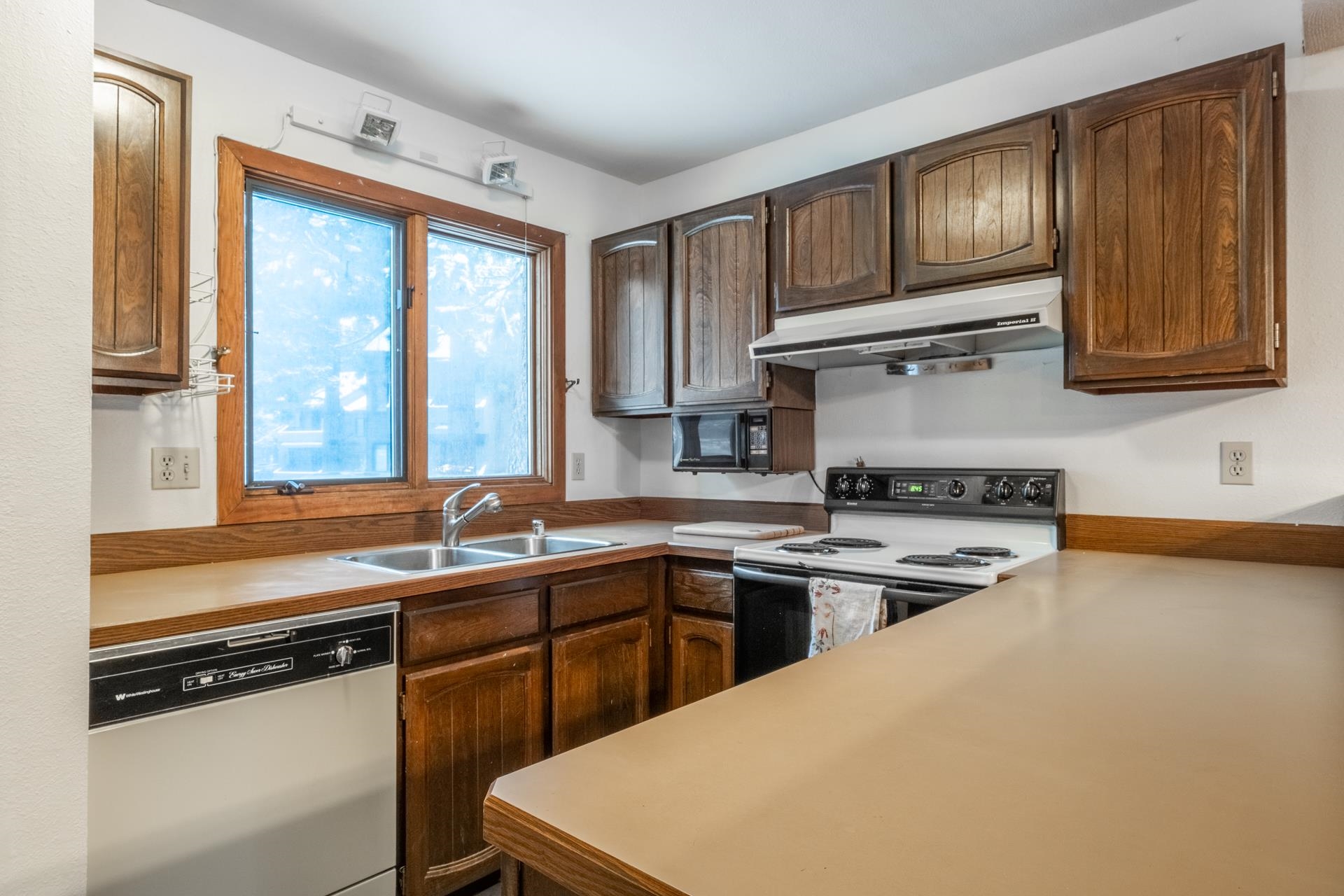 2 Arrowhead Drive #3