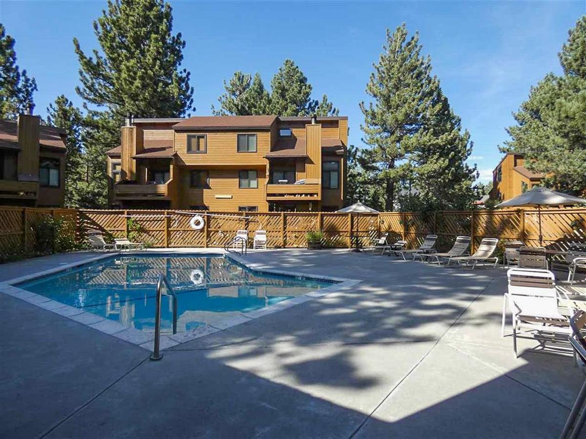 2 Arrowhead Drive #3