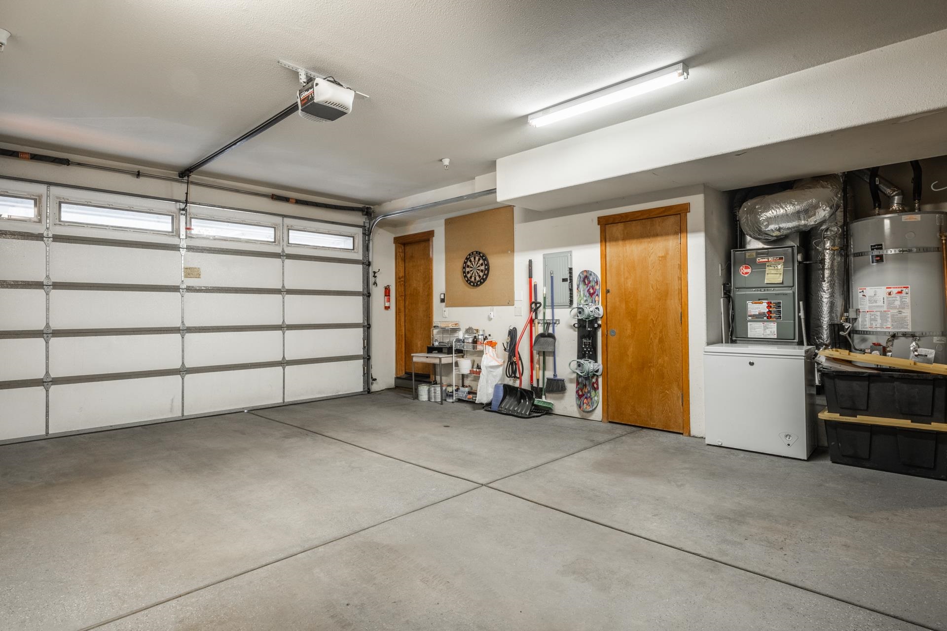 463 Mono Street #1