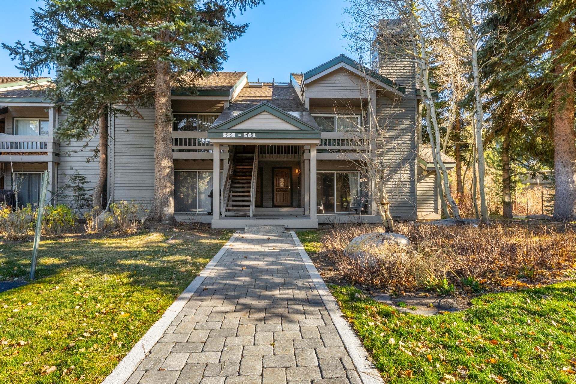 559 Club Drive Unit: 559