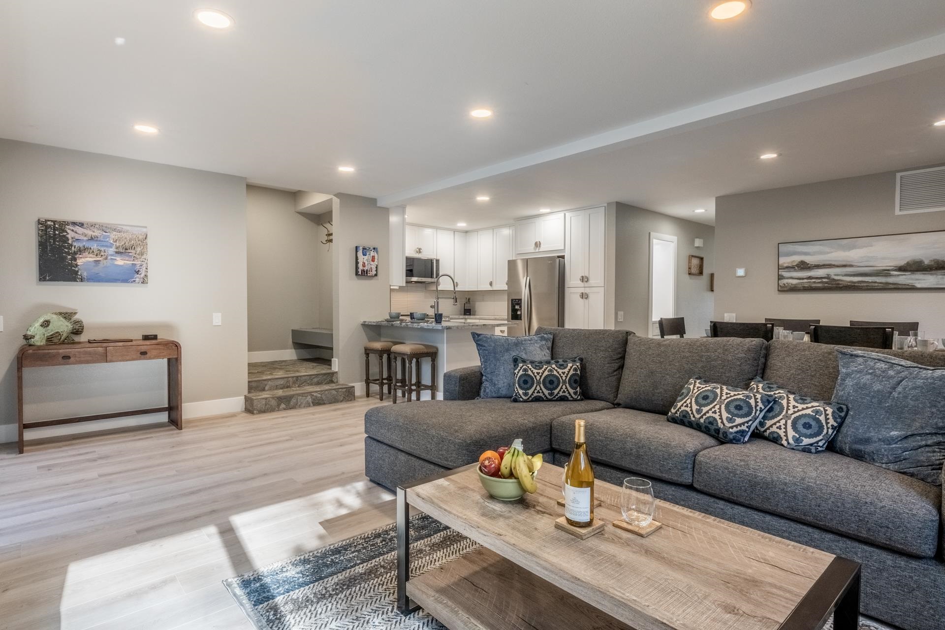 559 Club Drive Unit: 559