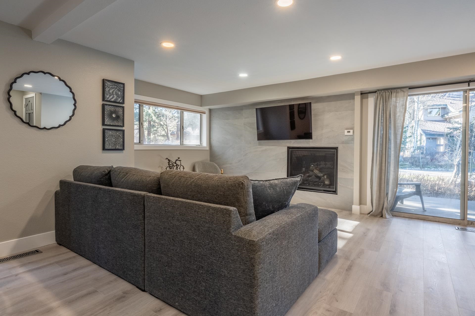 559 Club Drive Unit: 559