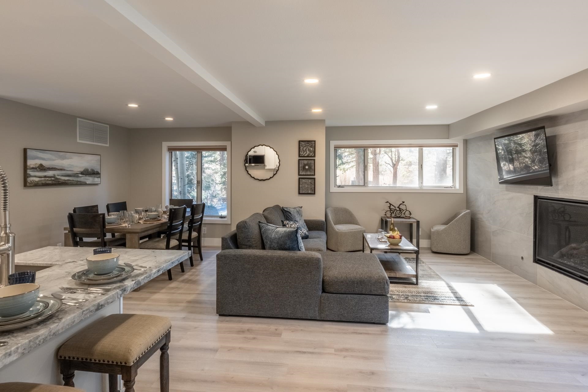 559 Club Drive Unit: 559