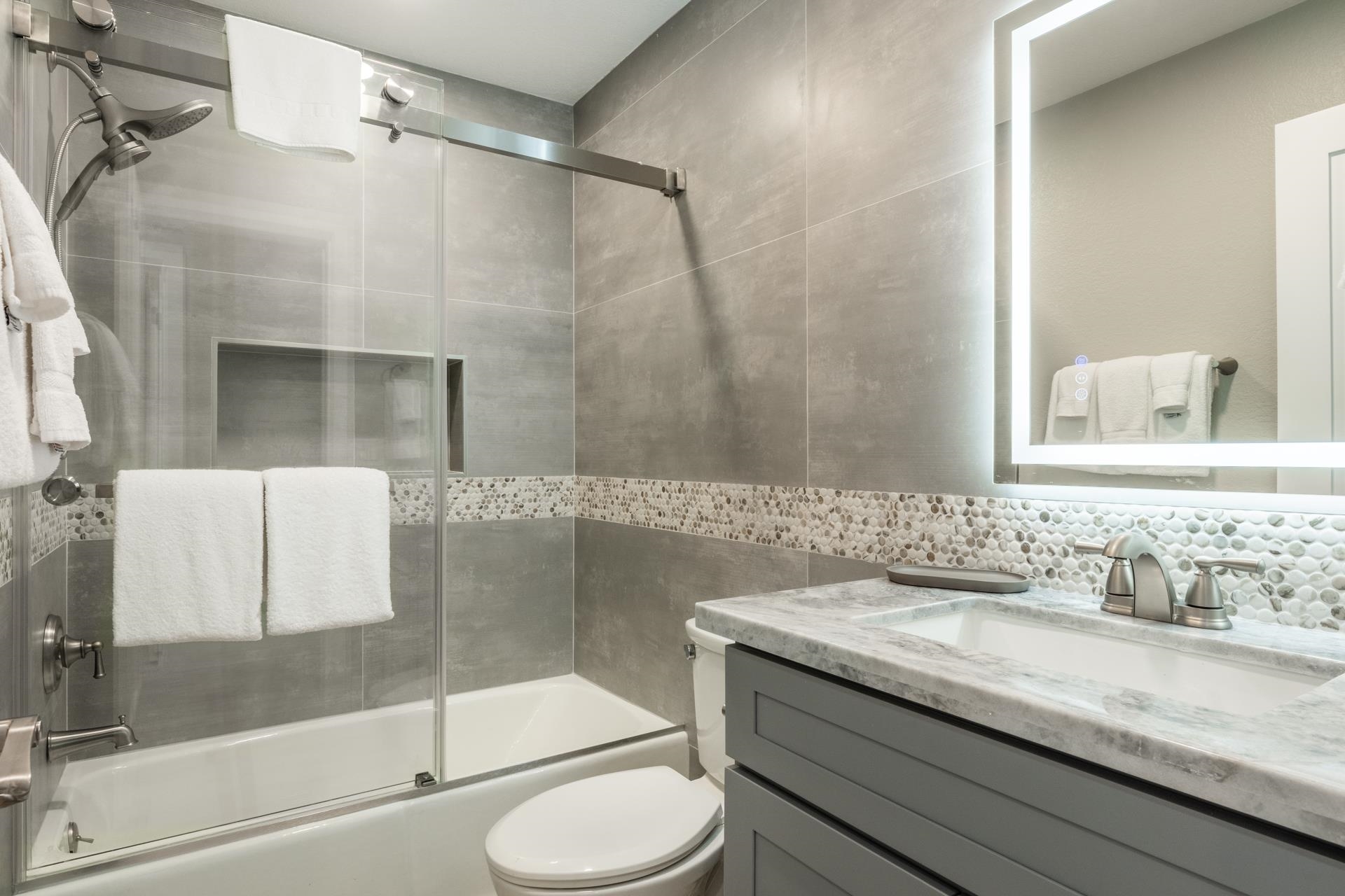 559 Club Drive Unit: 559