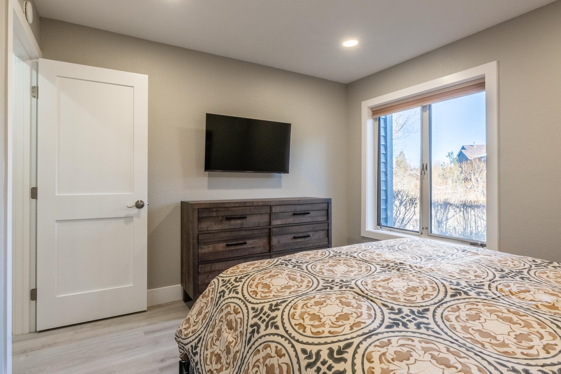 559 Club Drive Unit: 559