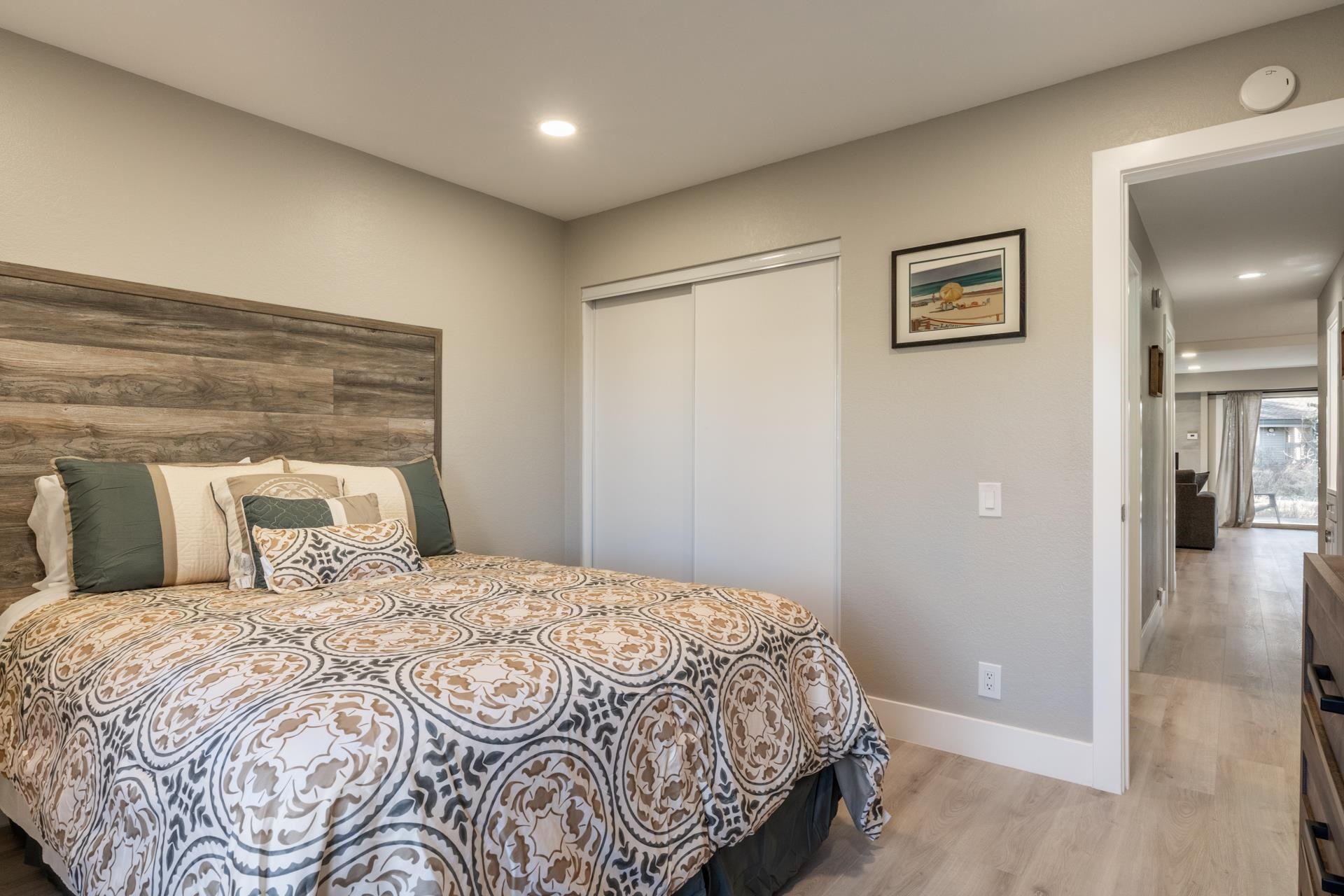 559 Club Drive Unit: 559