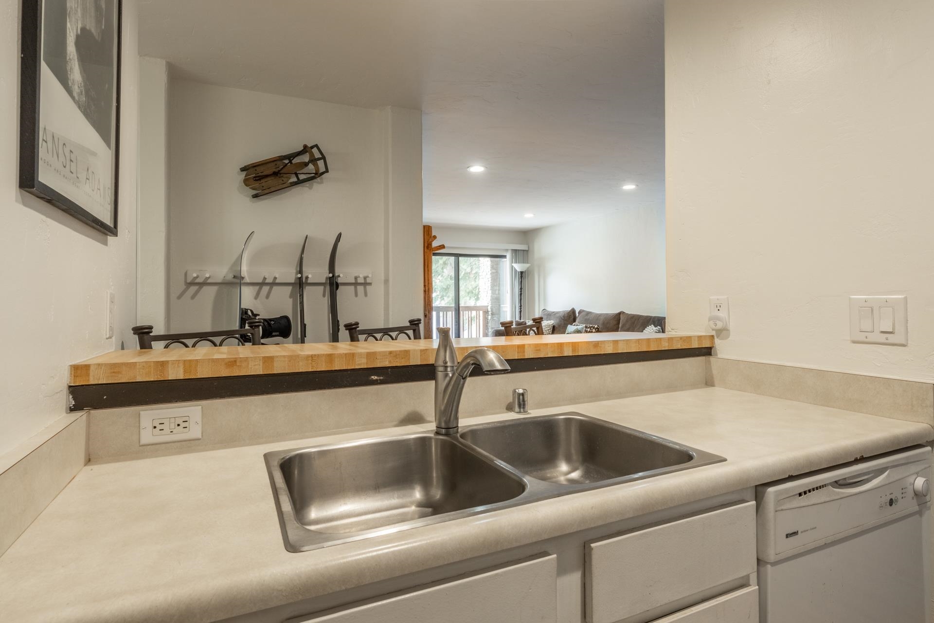 3253 Meridian Blvd #235 Unit: B-235