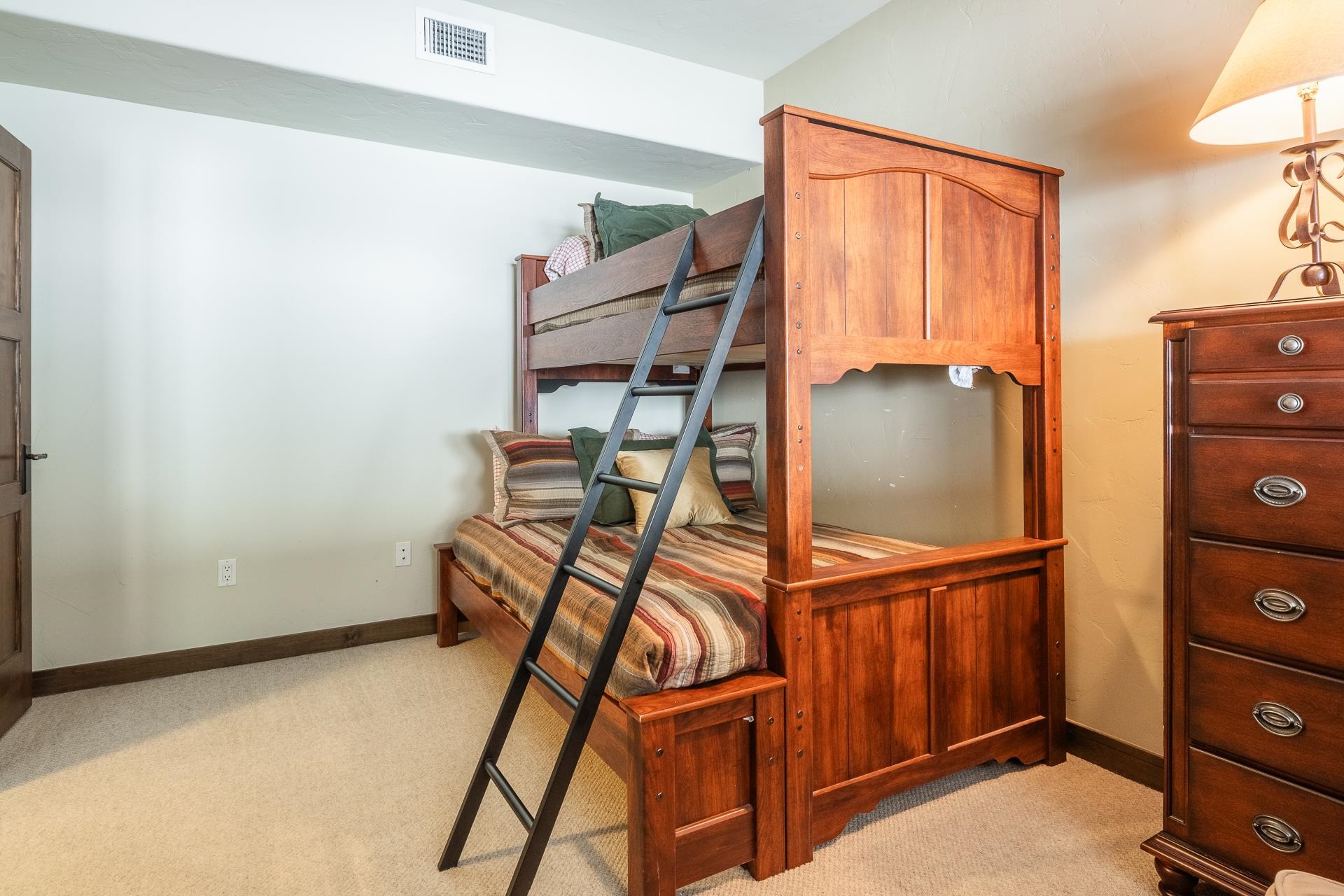 63 Bear Ct. Unit: 14