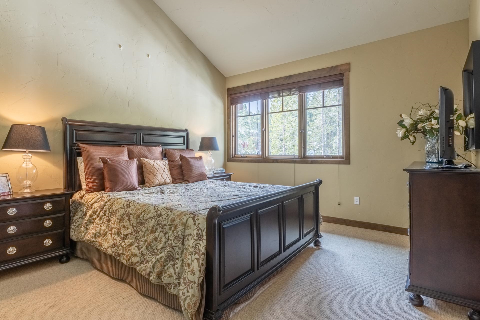 63 Bear Ct. Unit: 14