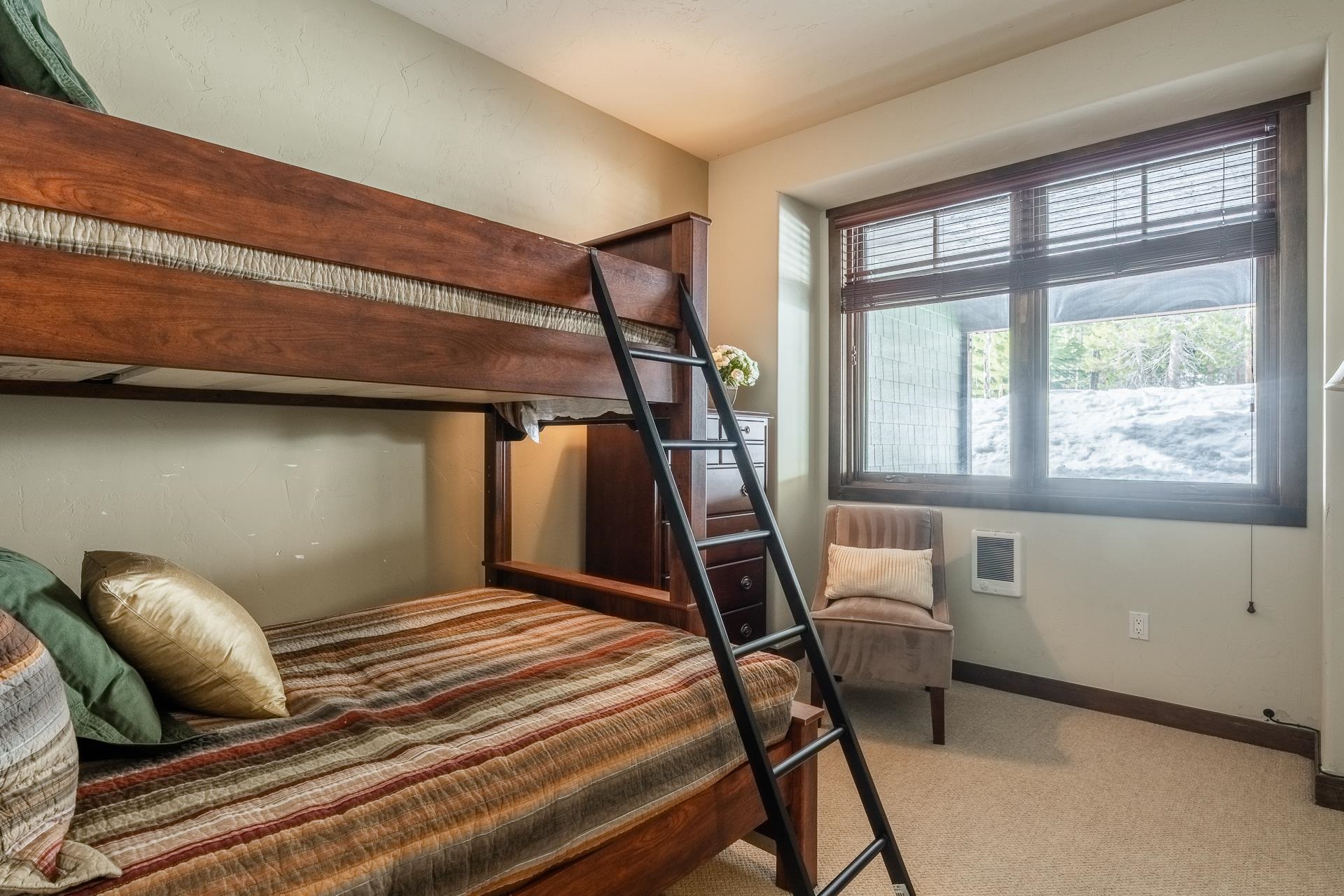 63 Bear Ct. Unit: 14