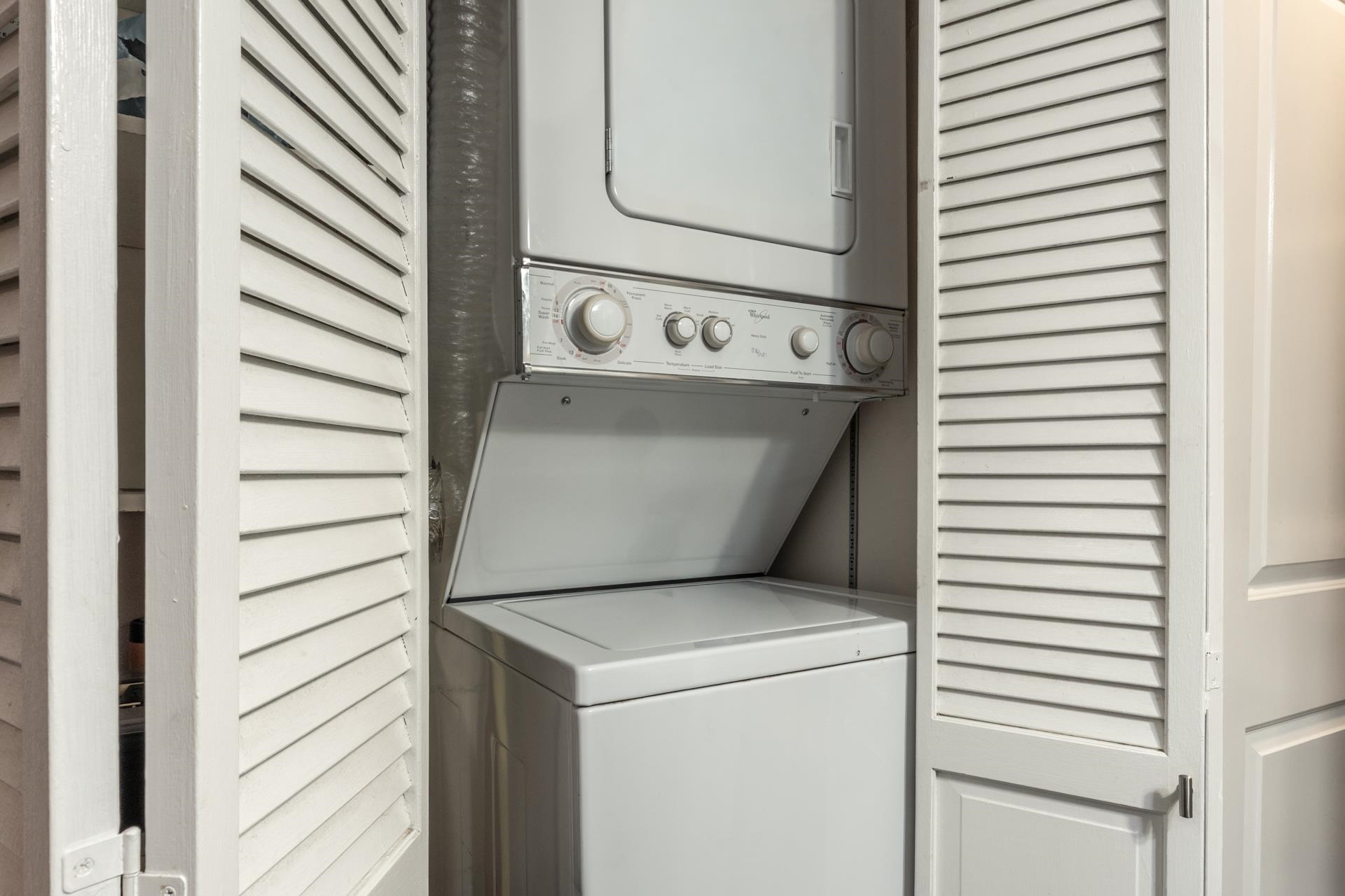 28 Sunshine Unit: 28