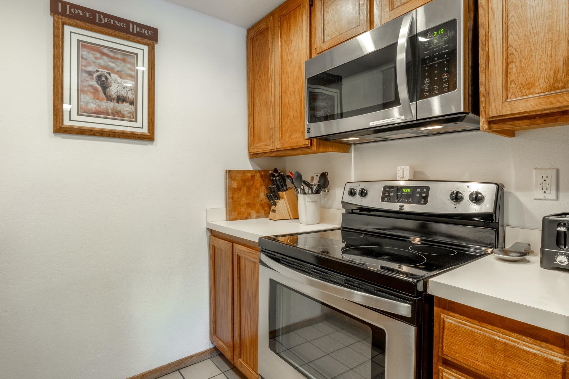 28 Sunshine Unit: 28