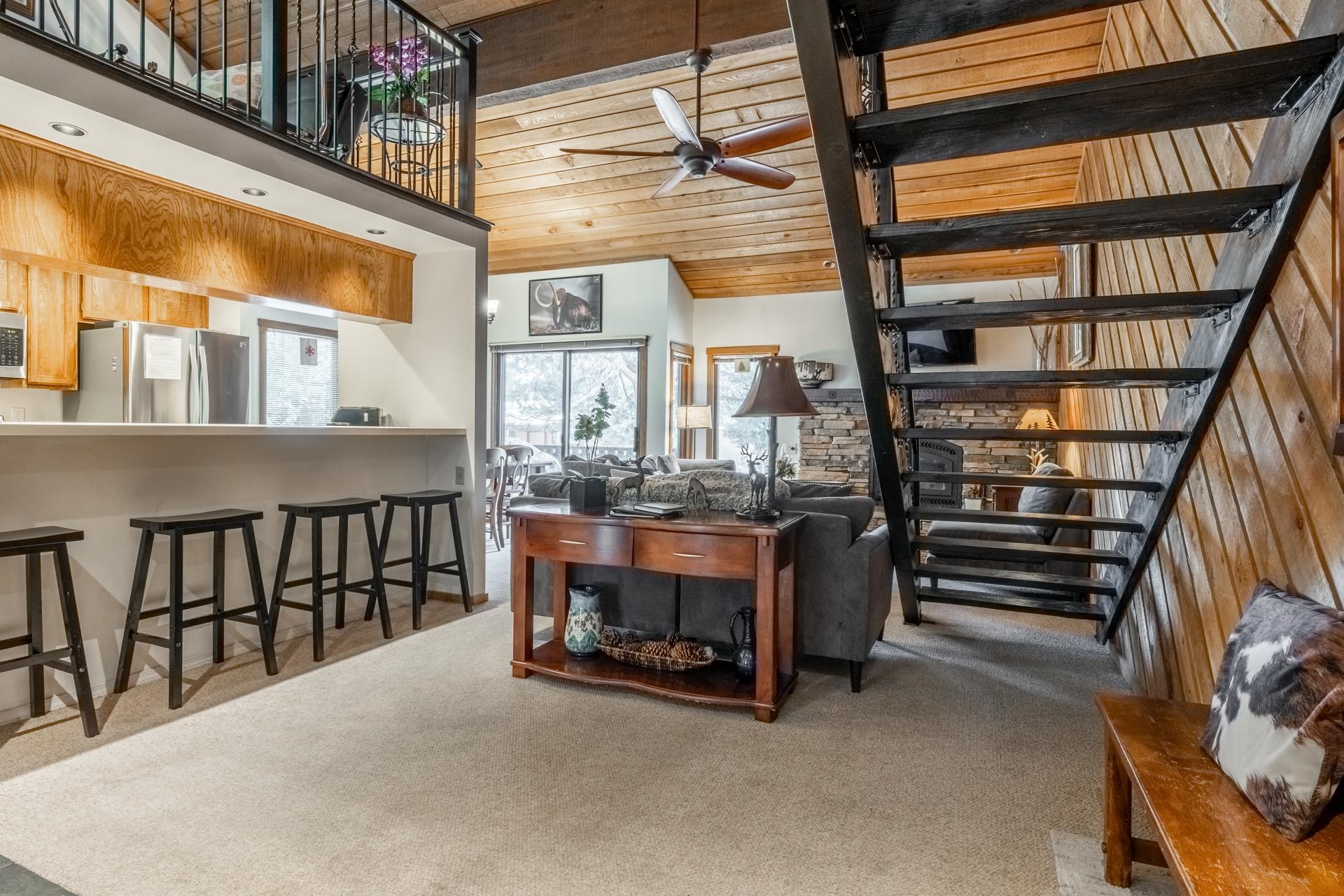 28 Sunshine Unit: 28