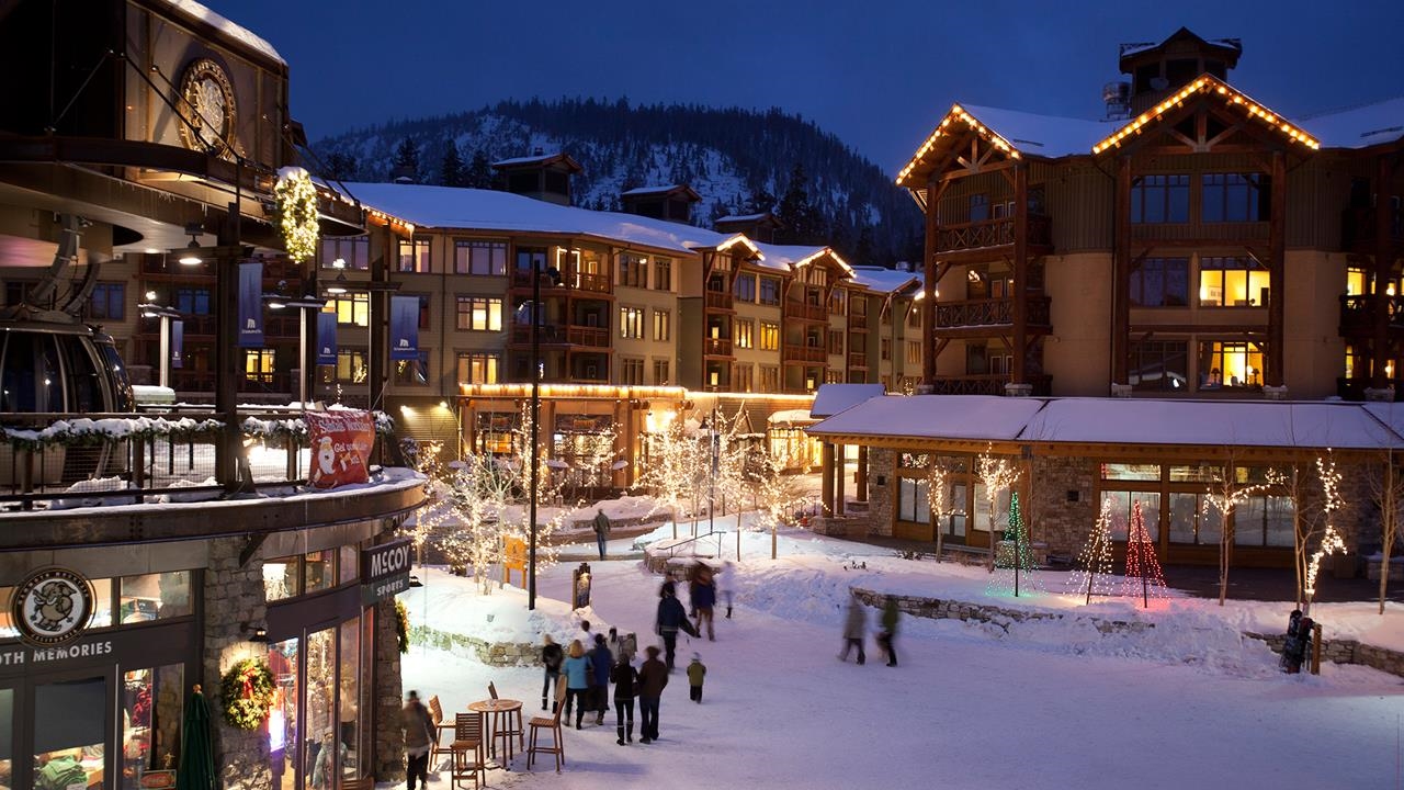 100 Canyon Blvd #3128