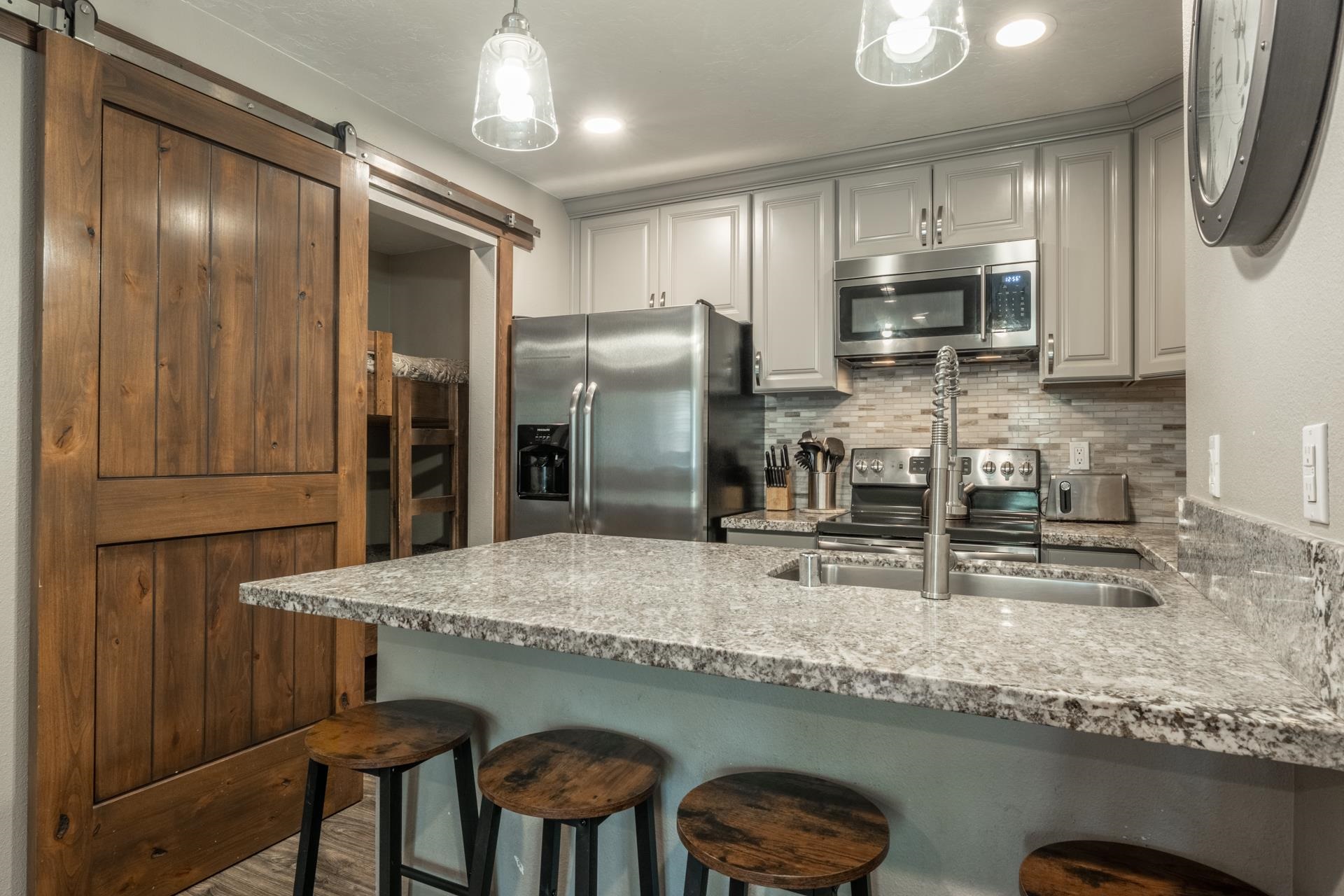 2499 Sierra Nevada S-1 Road Unit: S-1