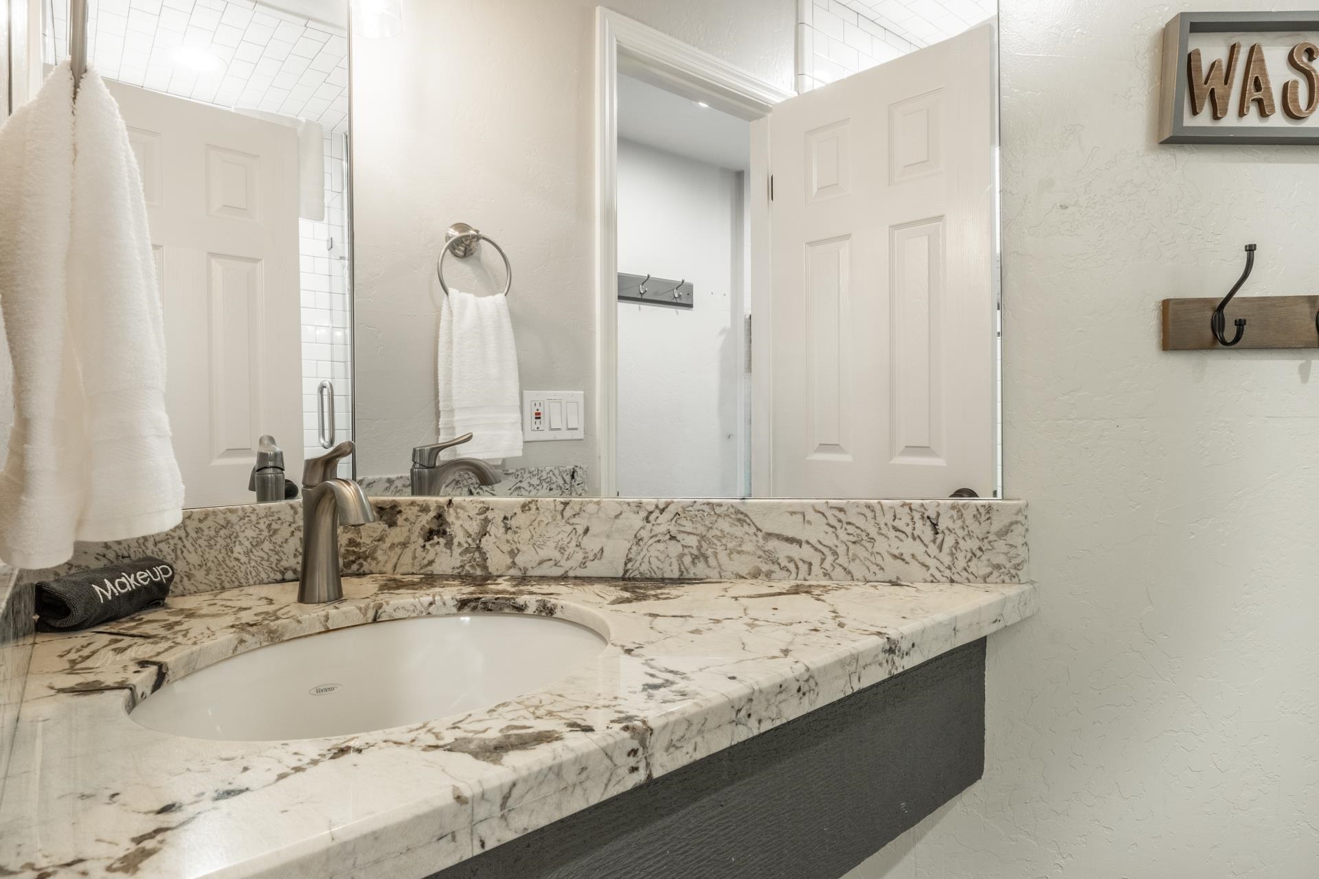 362 Old Mammoth Rd. #4