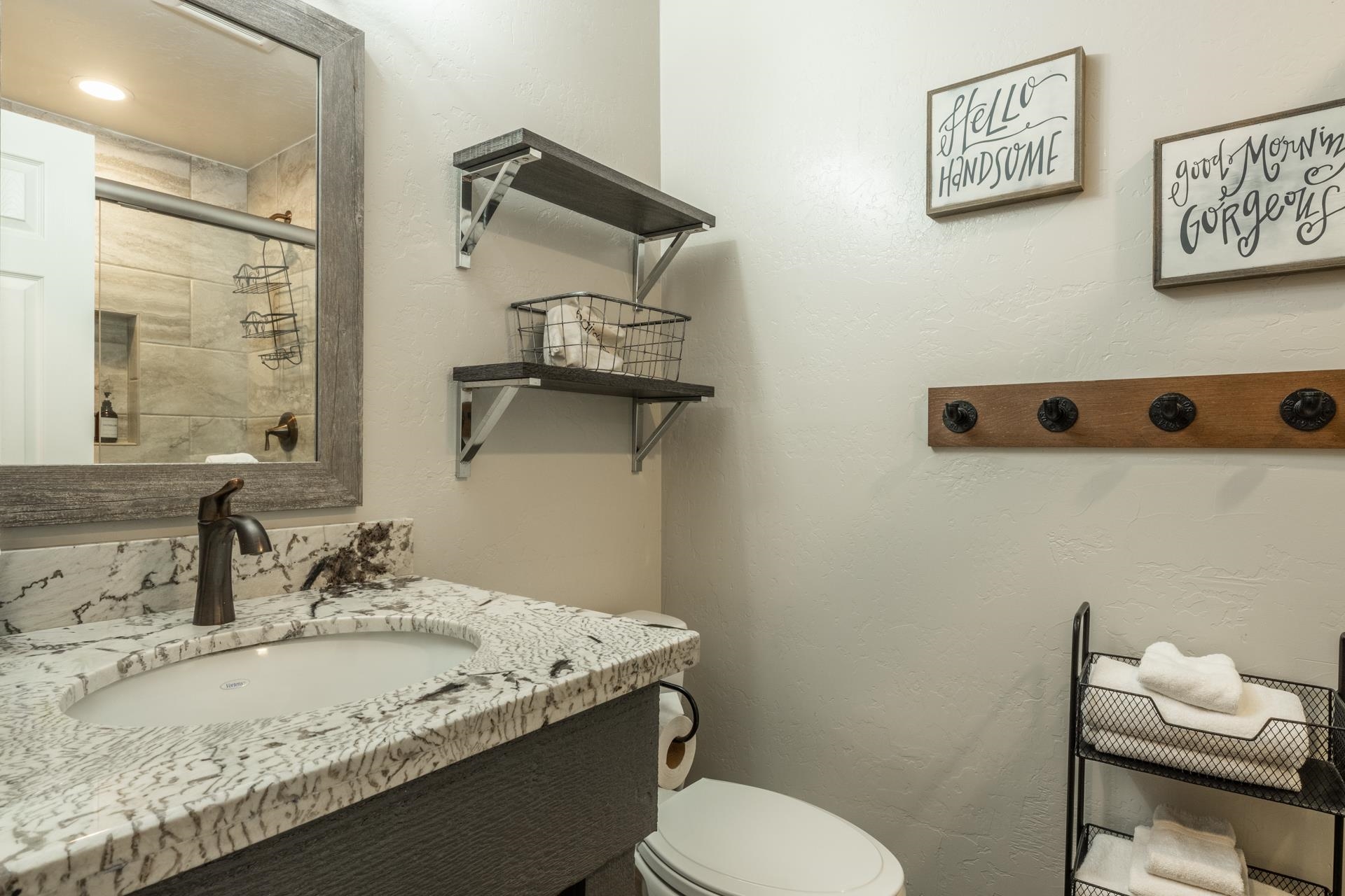 362 Old Mammoth Rd. #4