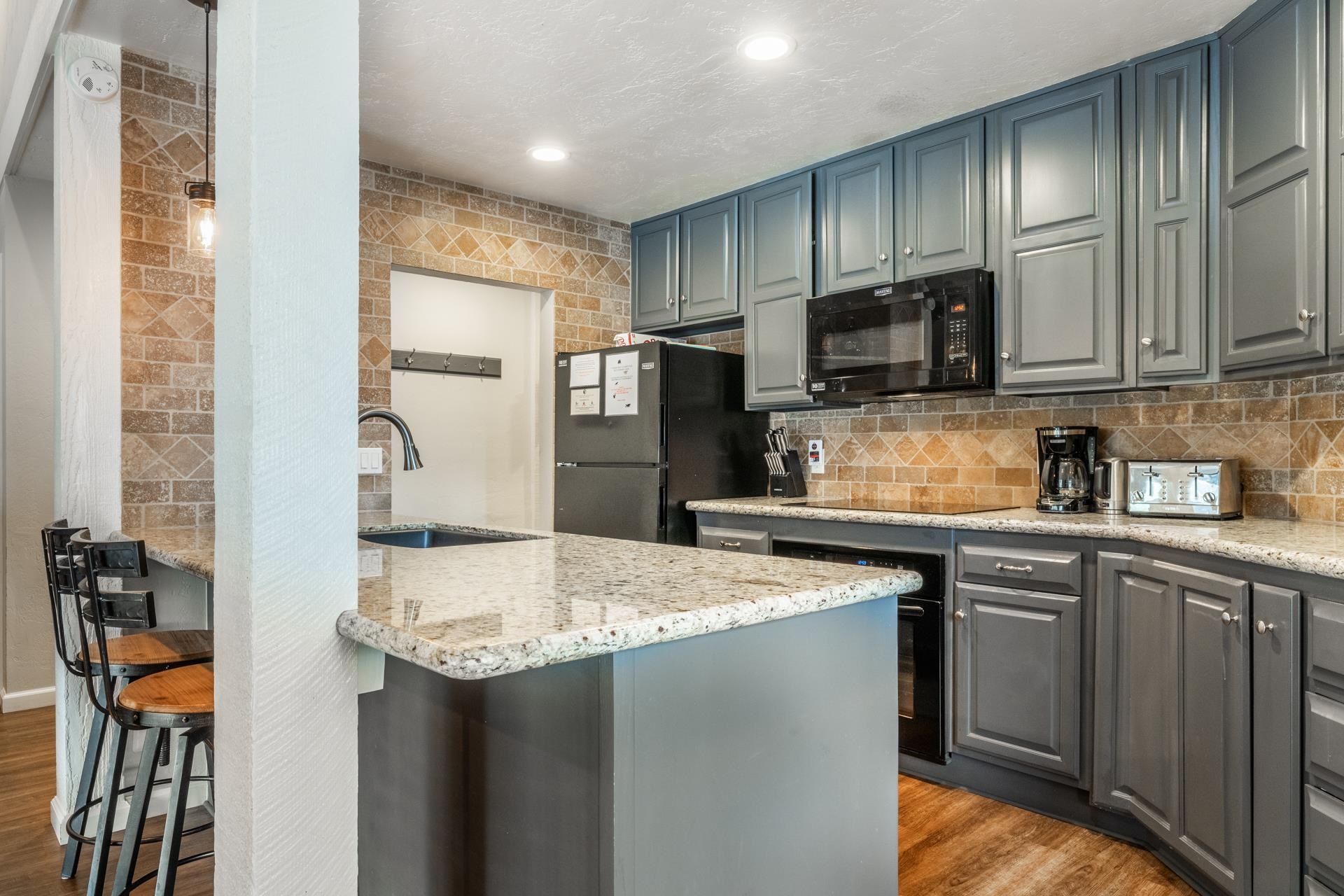 362 Old Mammoth Rd. #4