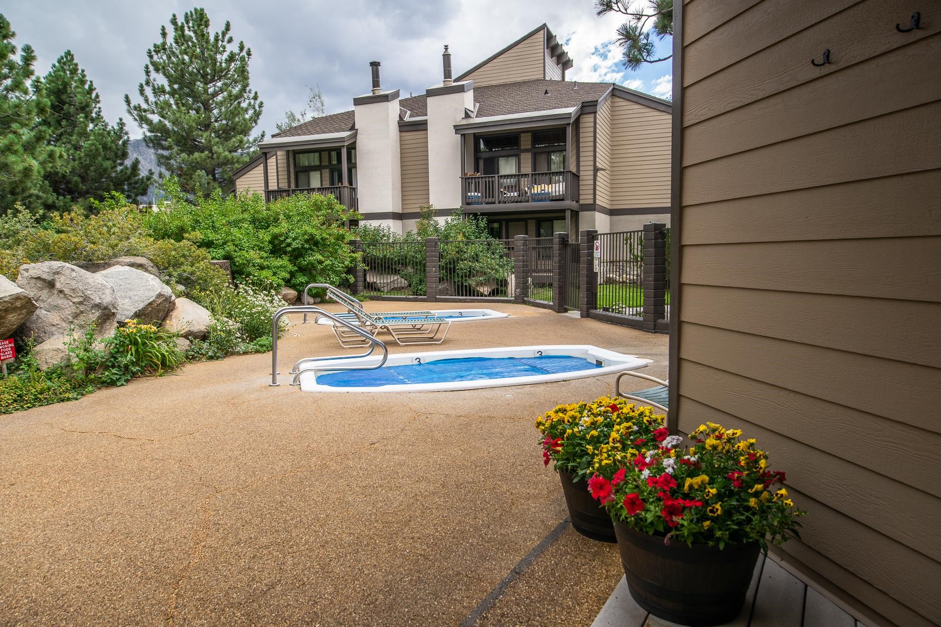 362 Old Mammoth Rd. #4