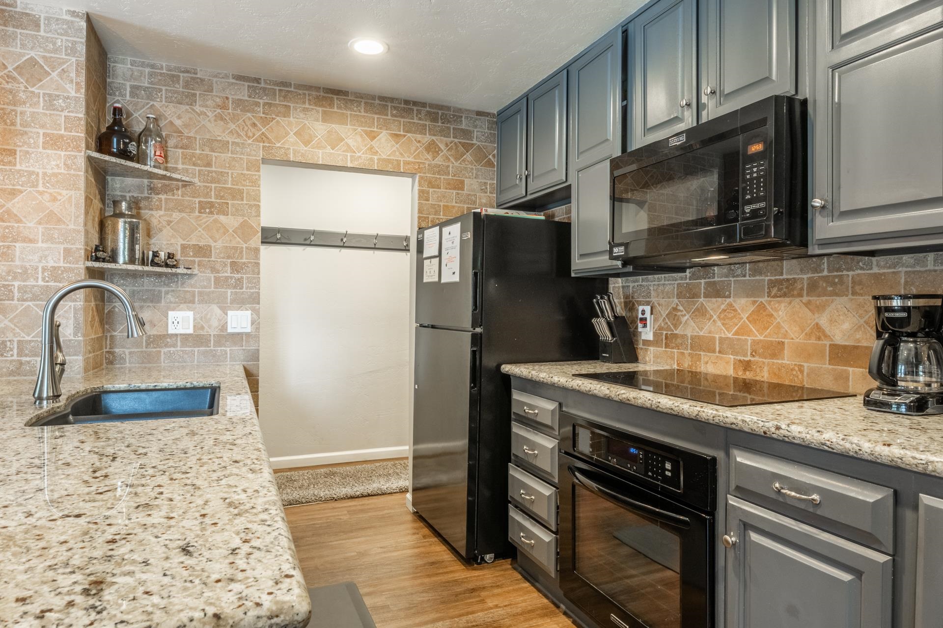 362 Old Mammoth Rd. #4