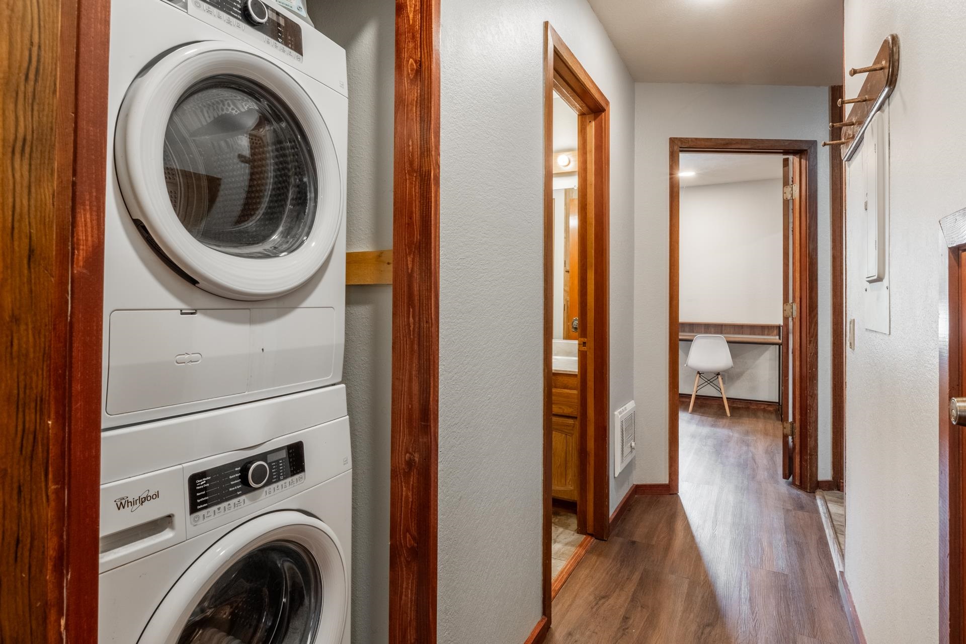 3005 Meridian Blvd #8