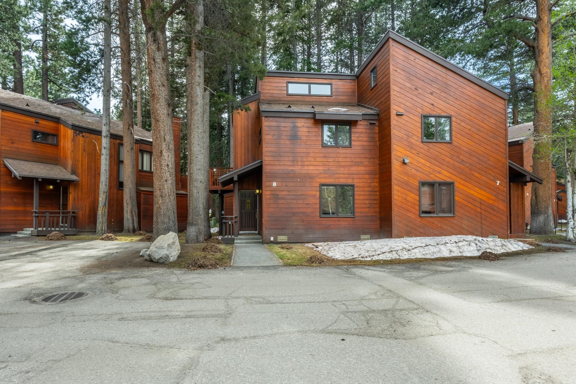 3005 Meridian Blvd #8