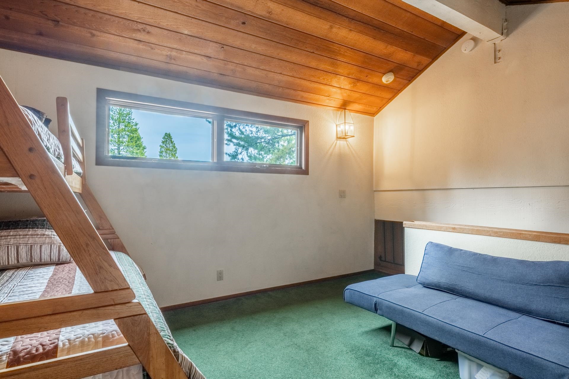 3005 Meridian Blvd #8