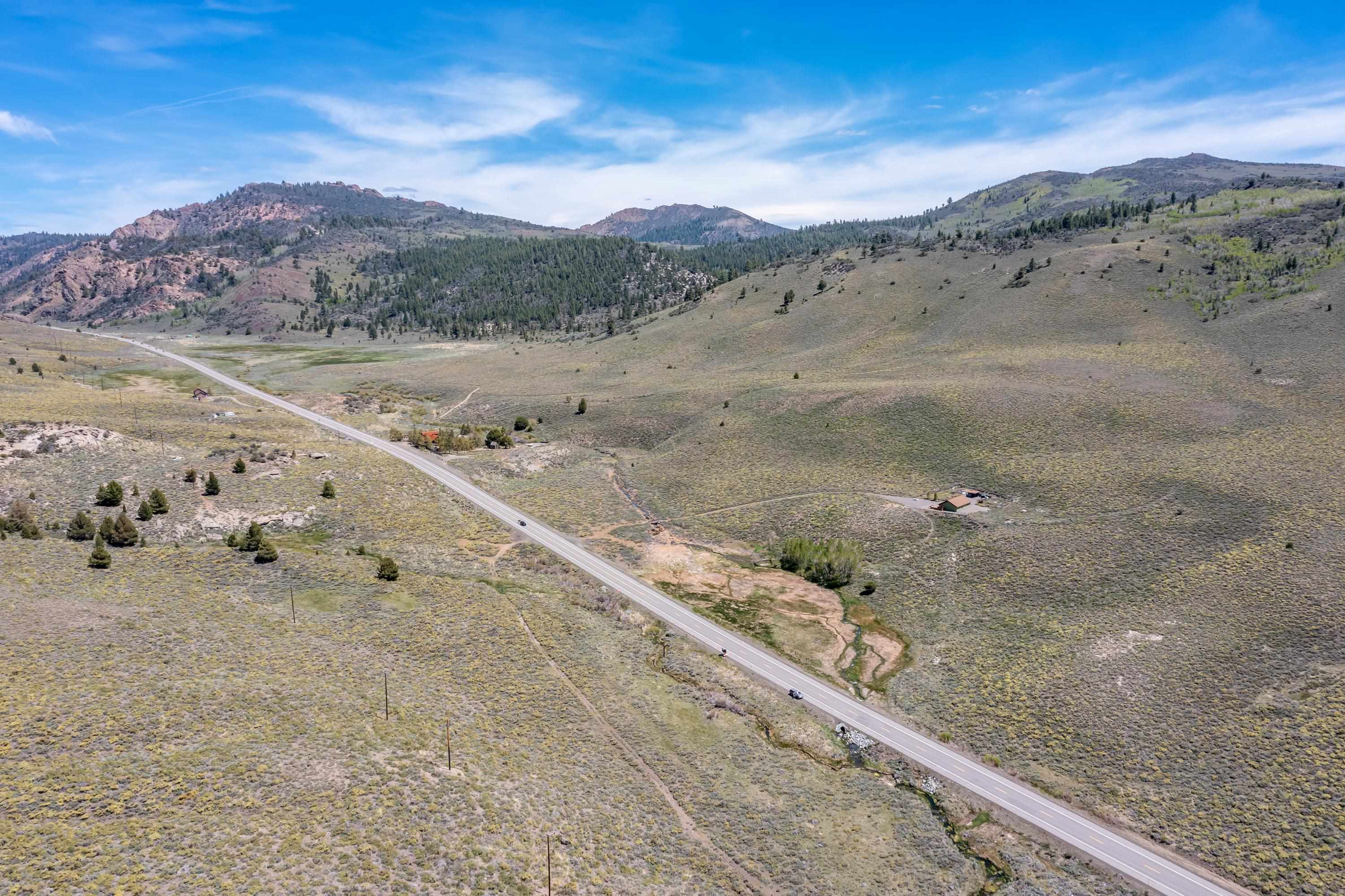 APN: 006-120-040-000, Hwy 395