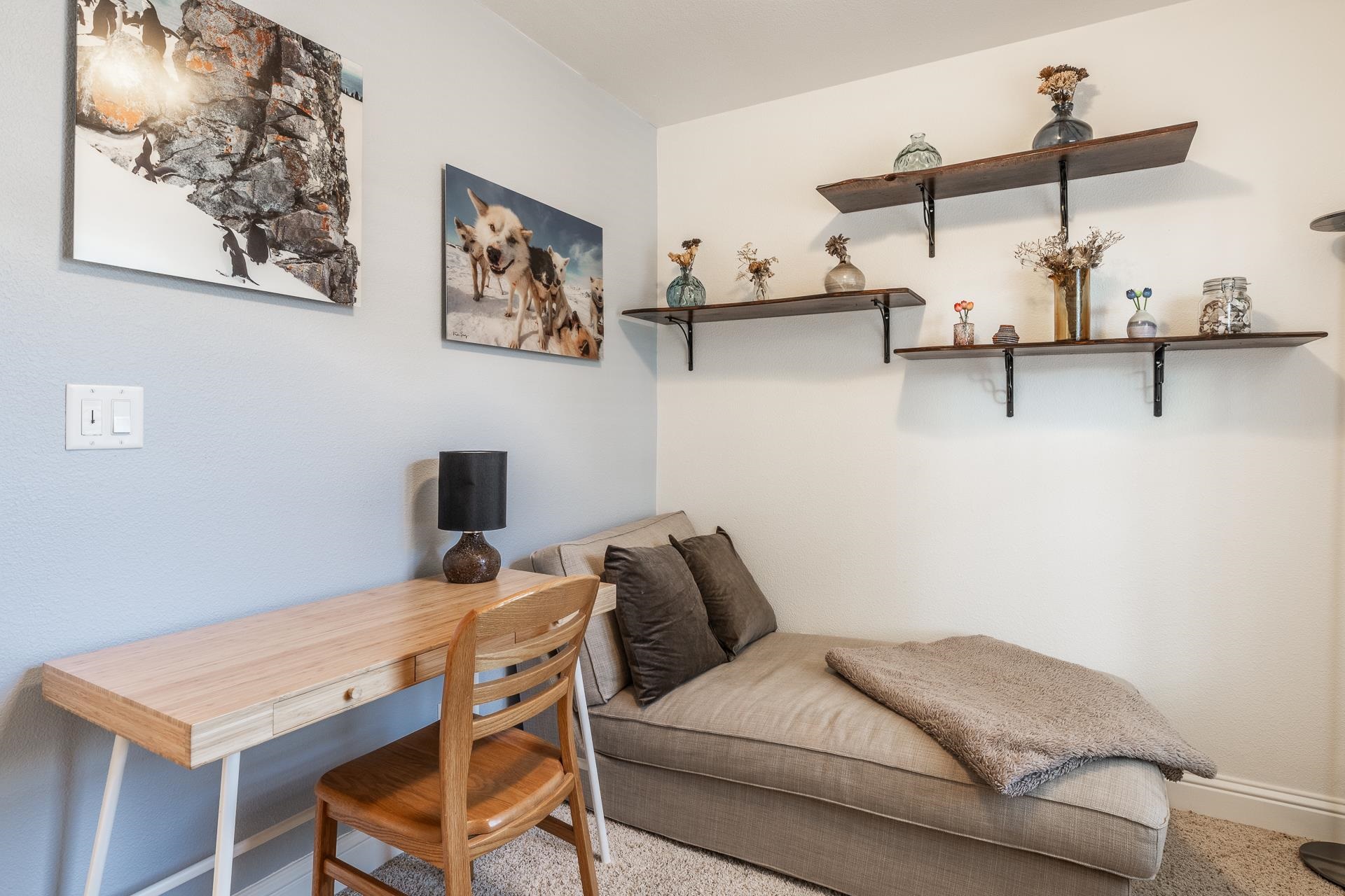 61 Callahan Way D-1 Unit: Door D-1