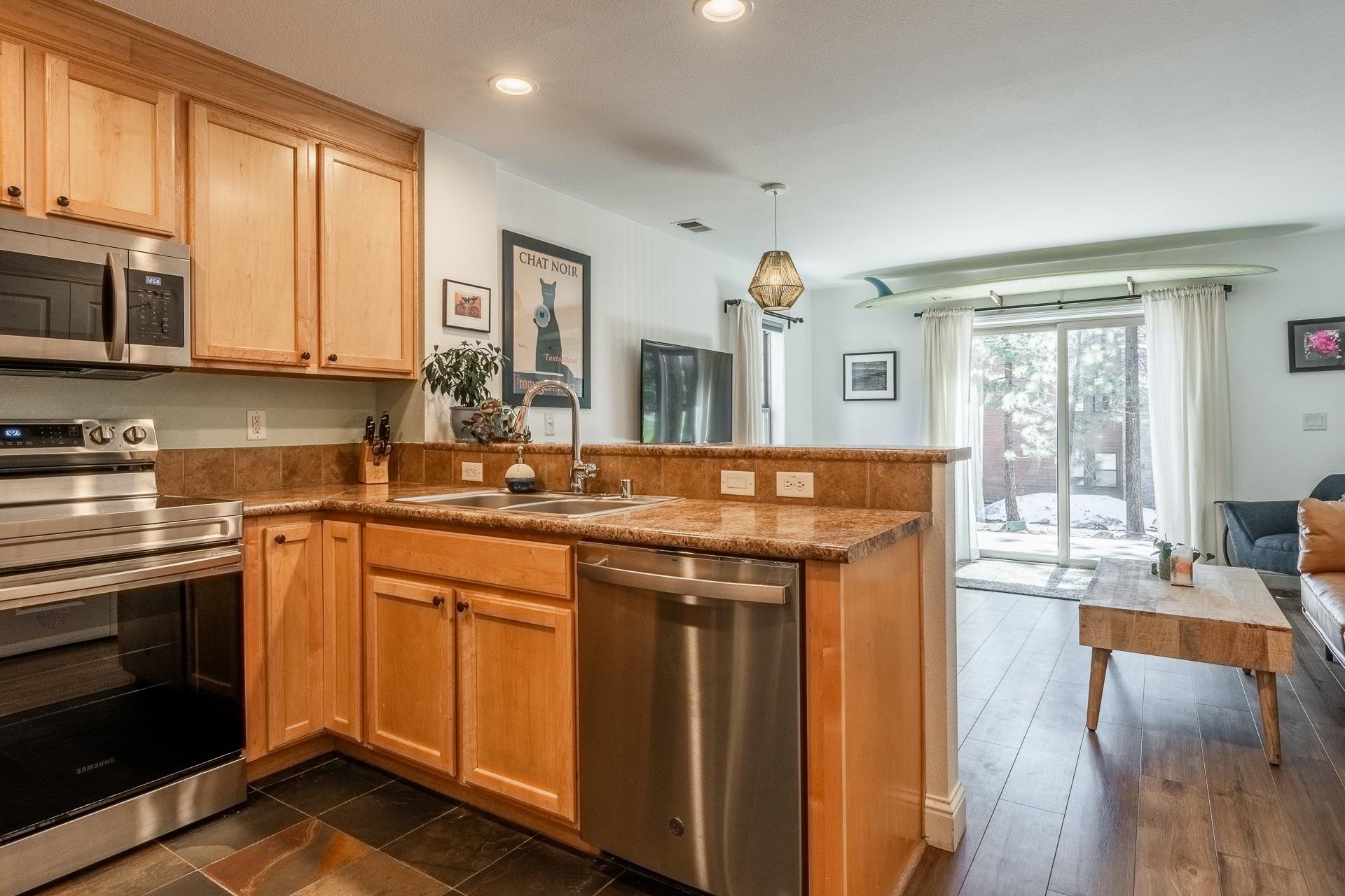 61 Callahan Way D-1 Unit: Door D-1