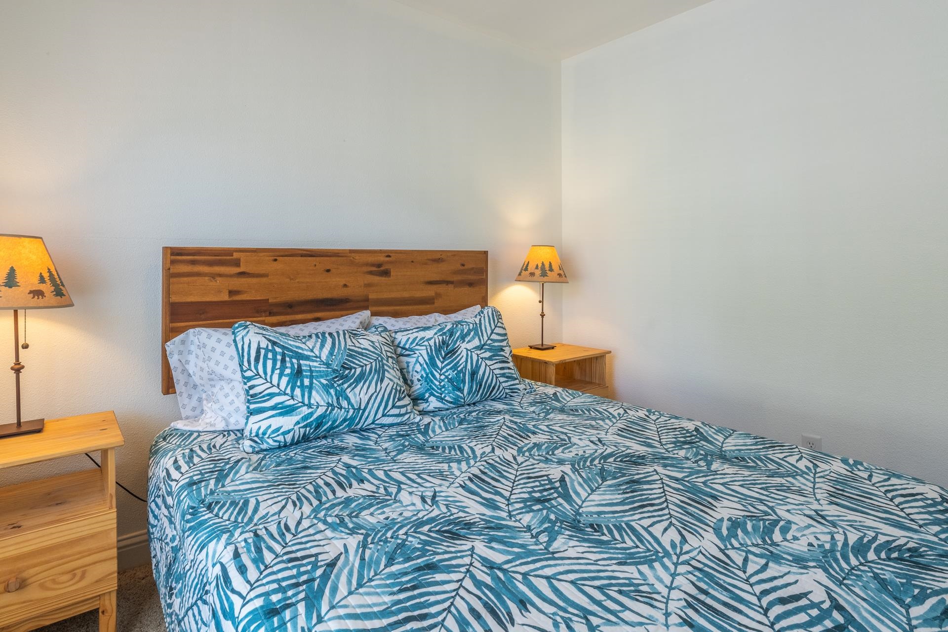 61 Callahan Way D-1 Unit: Door D-1