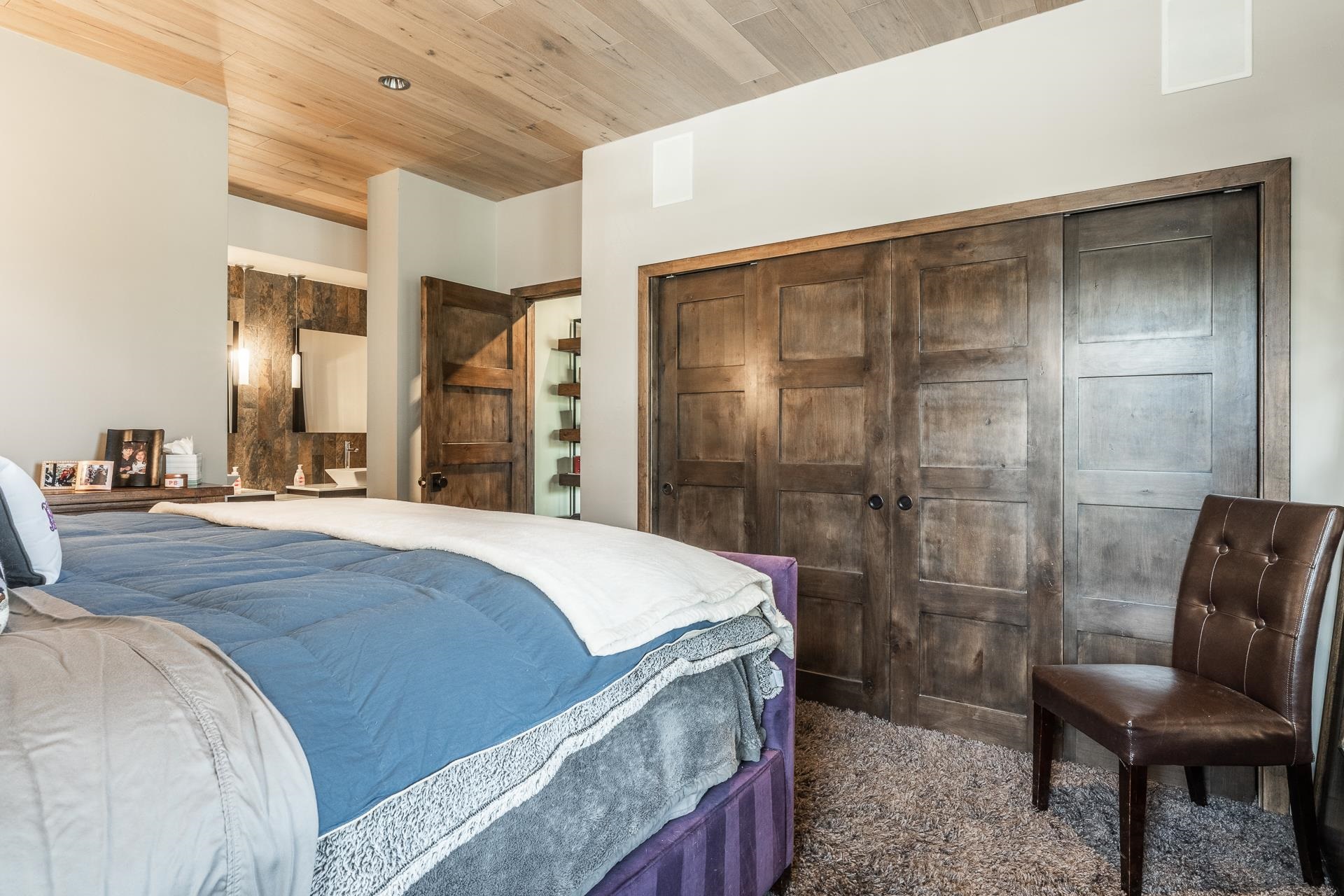 877 Par Court Unit: 877