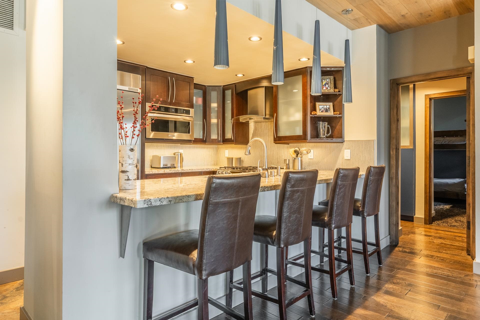 877 Par Court Unit: 877