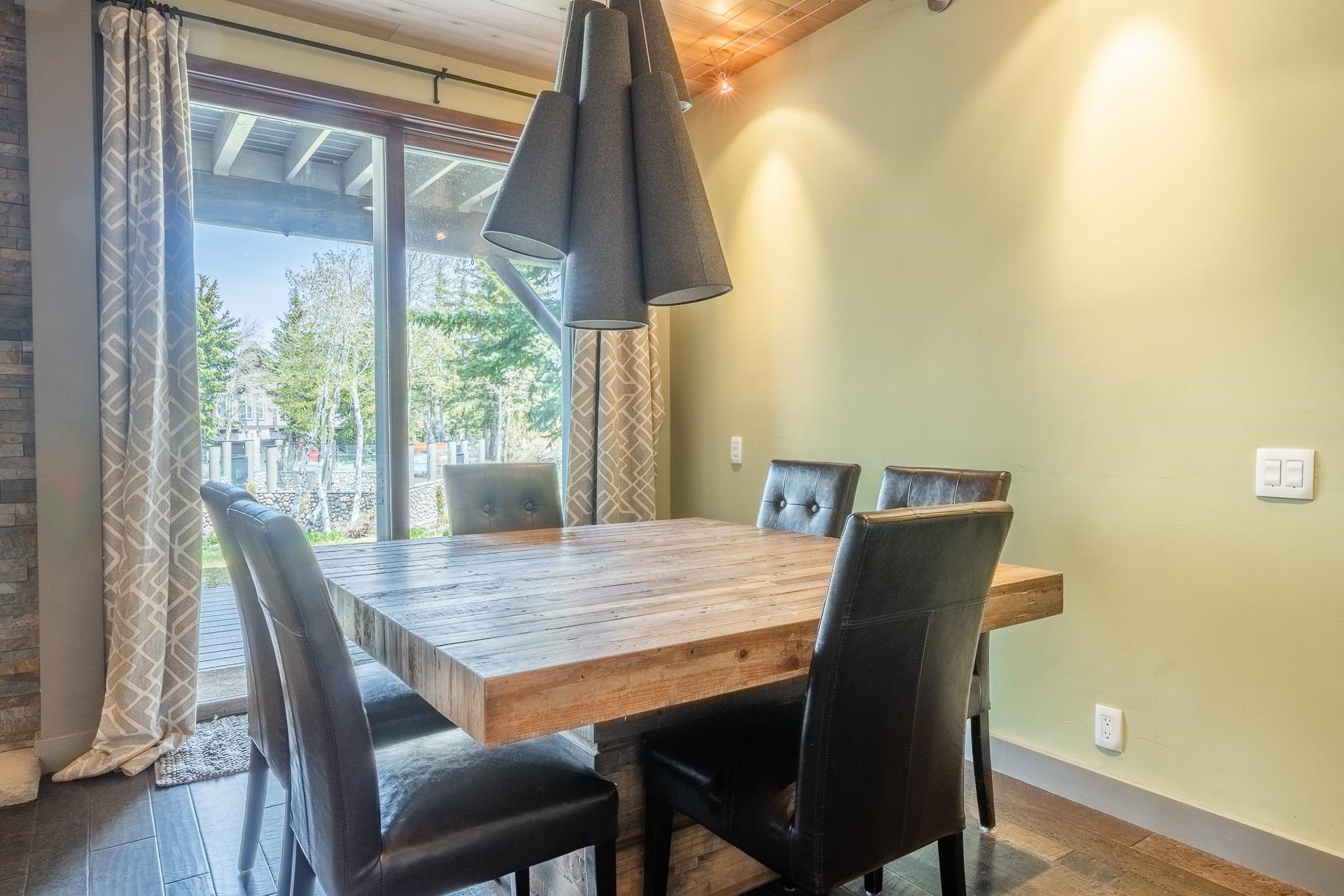 877 Par Court Unit: 877