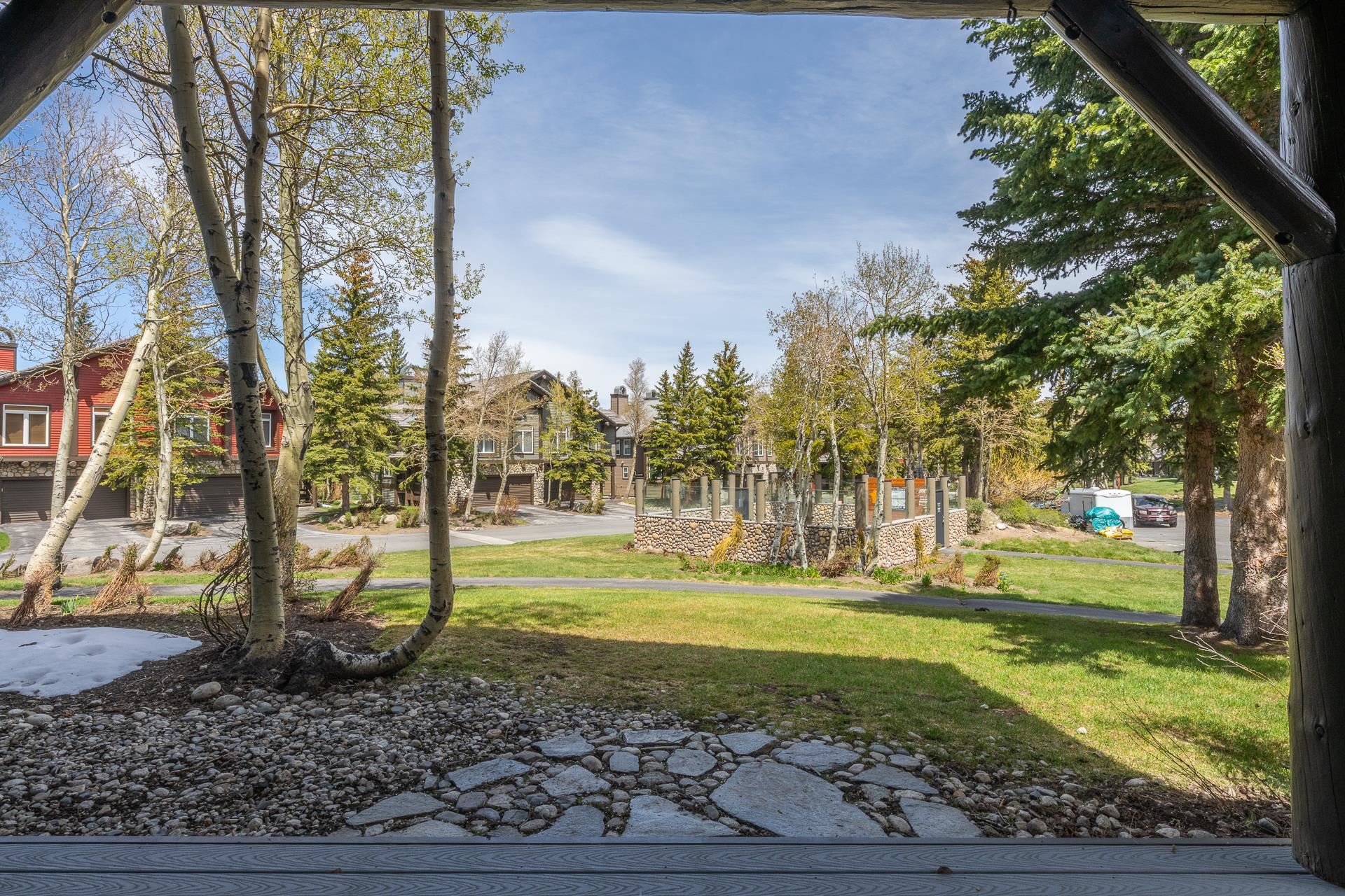 877 Par Court Unit: 877