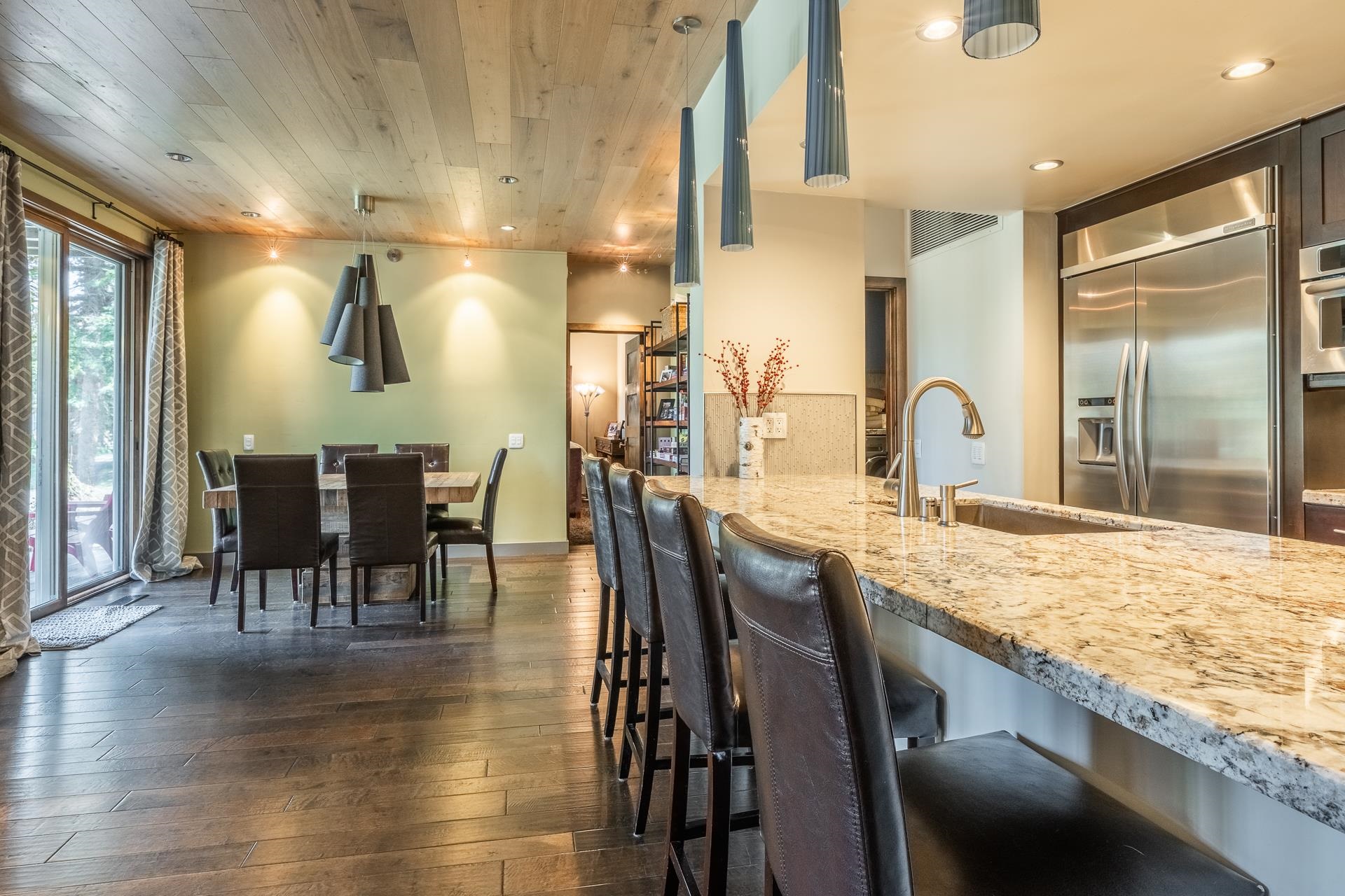 877 Par Court Unit: 877