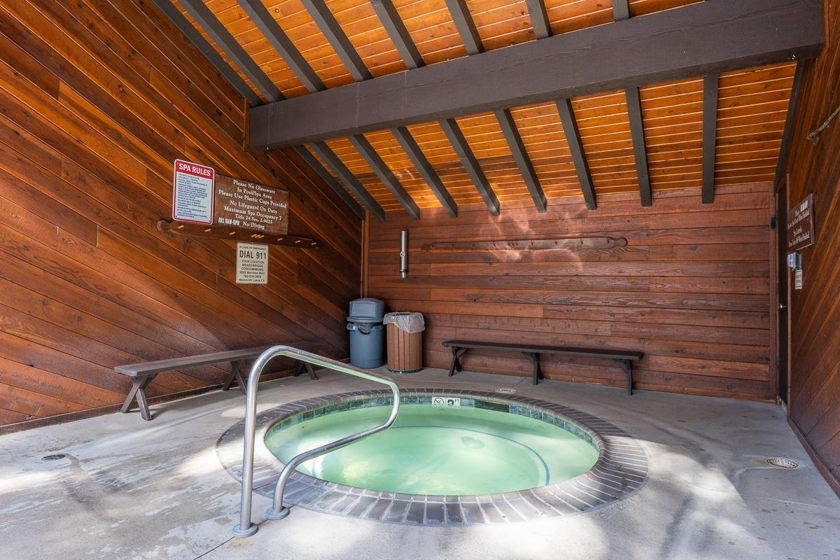 3005 Meridian #12 Boulevard Unit: 12