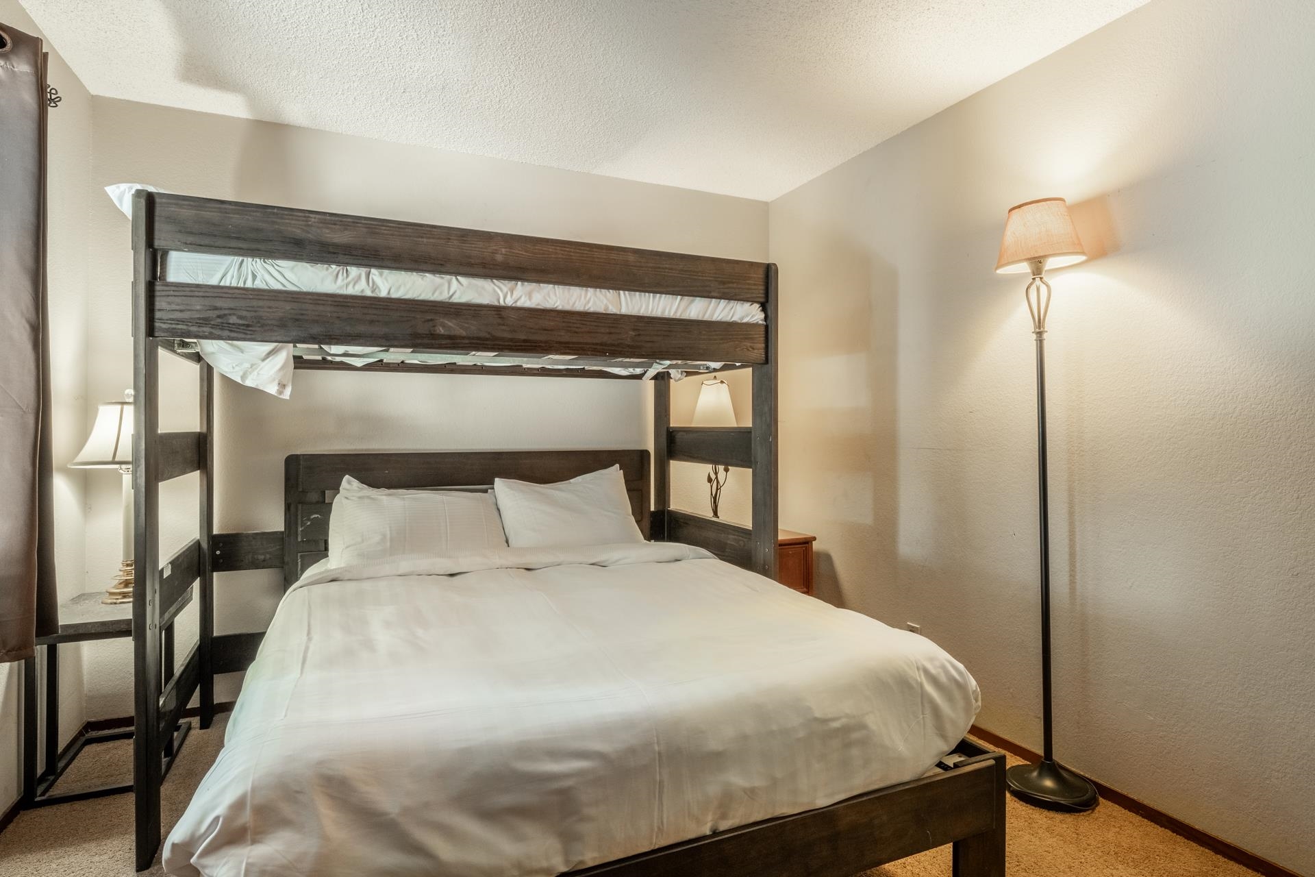 3005 Meridian #12 Boulevard Unit: 12