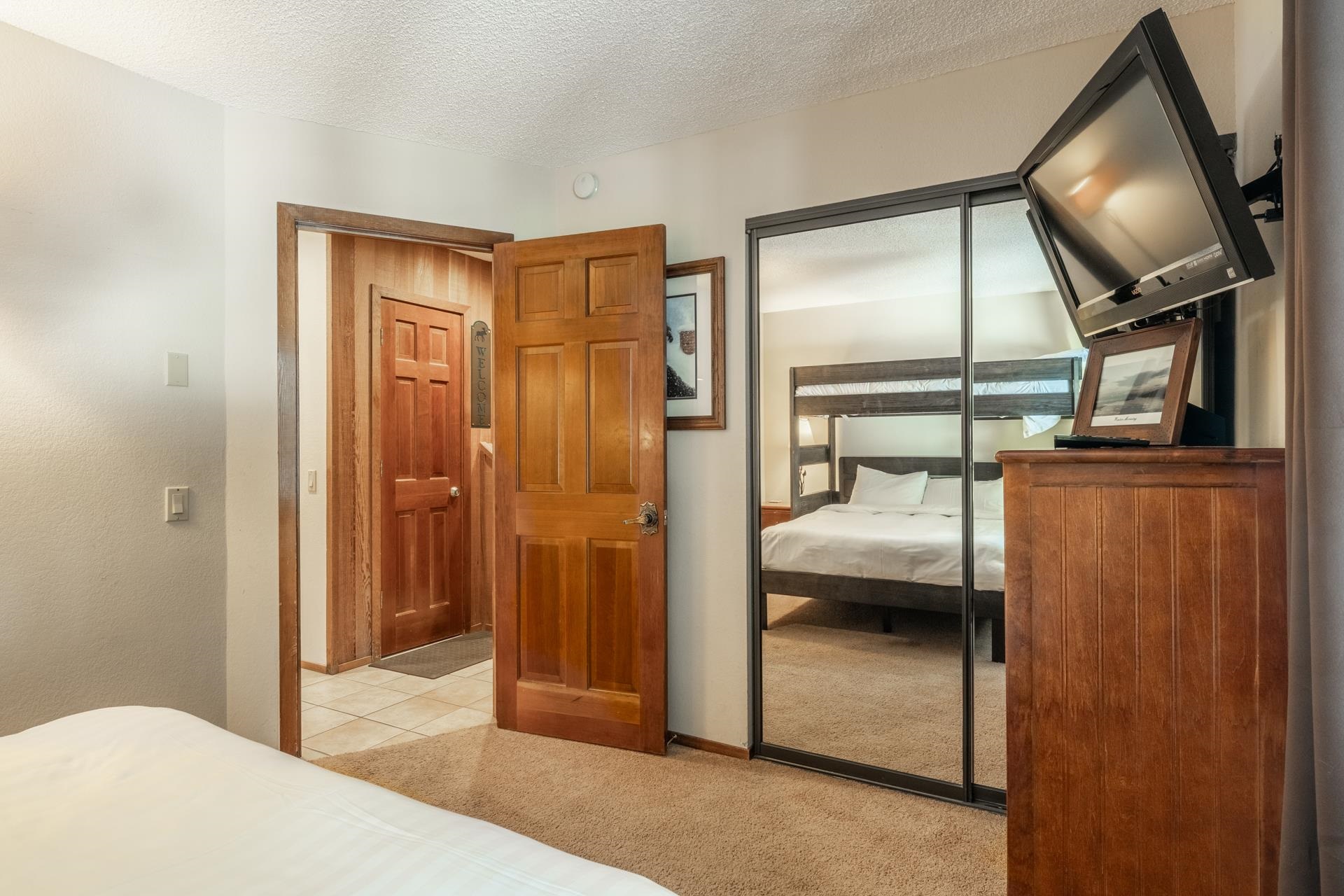 3005 Meridian #12 Boulevard Unit: 12