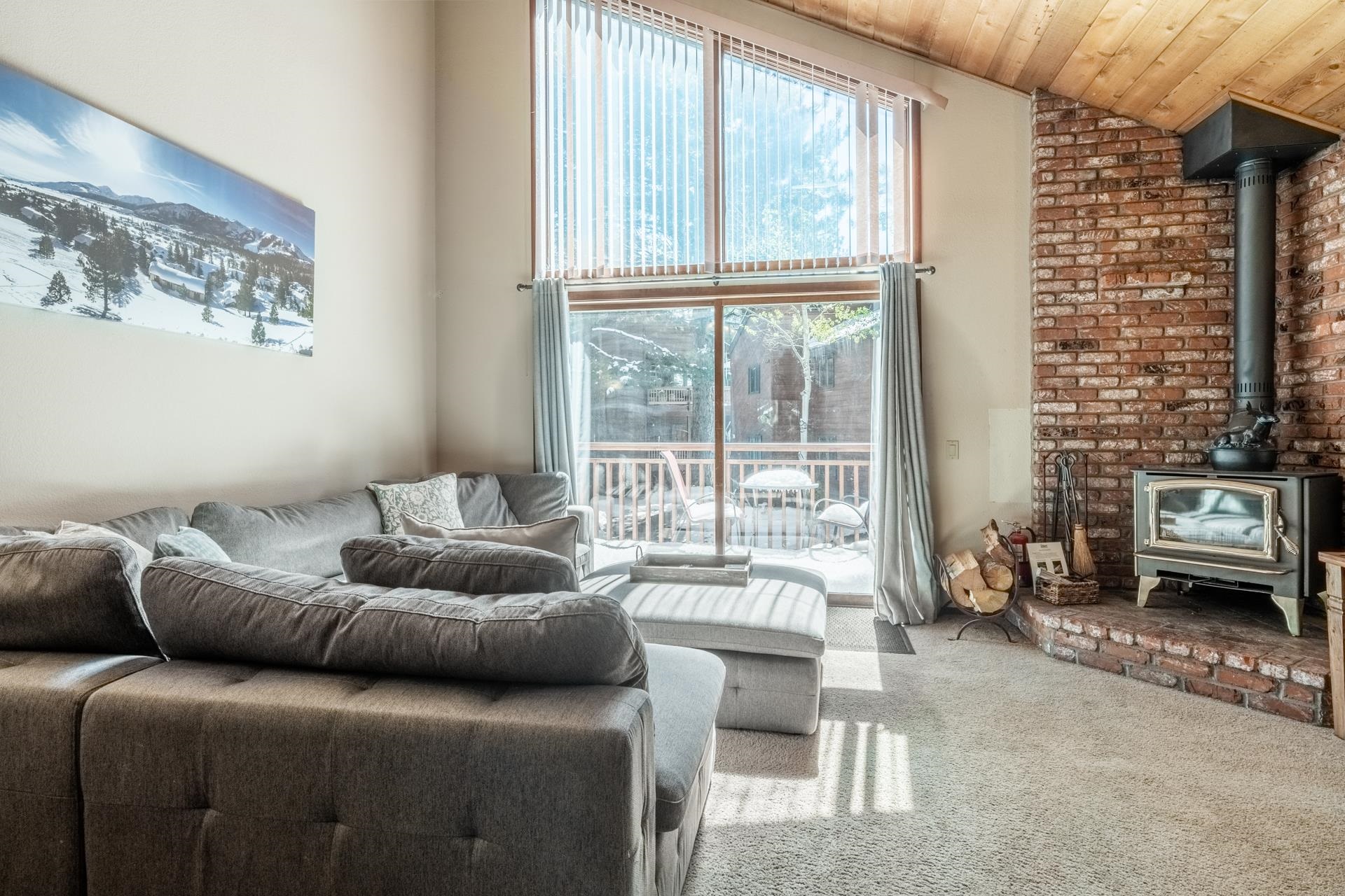 3005 Meridian #12 Boulevard Unit: 12