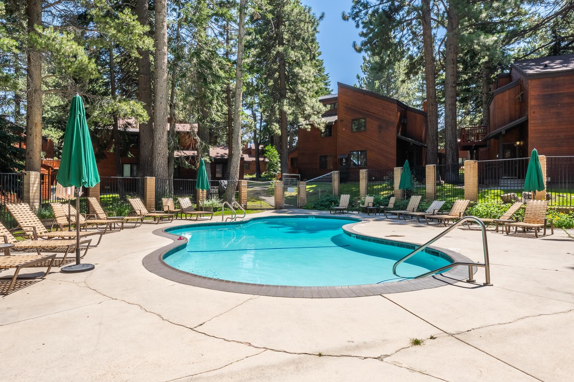 3005 Meridian #12 Boulevard Unit: 12