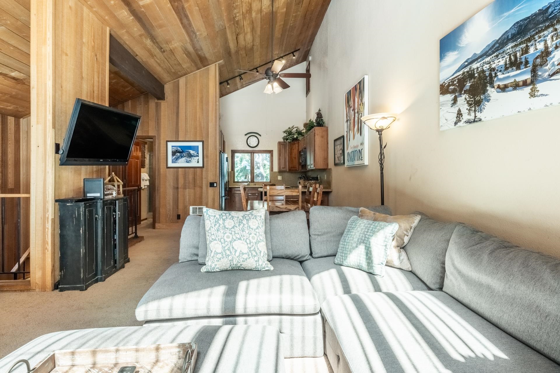 3005 Meridian #12 Boulevard Unit: 12