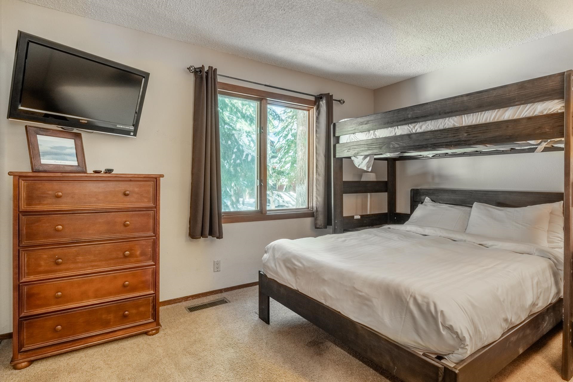 3005 Meridian #12 Boulevard Unit: 12