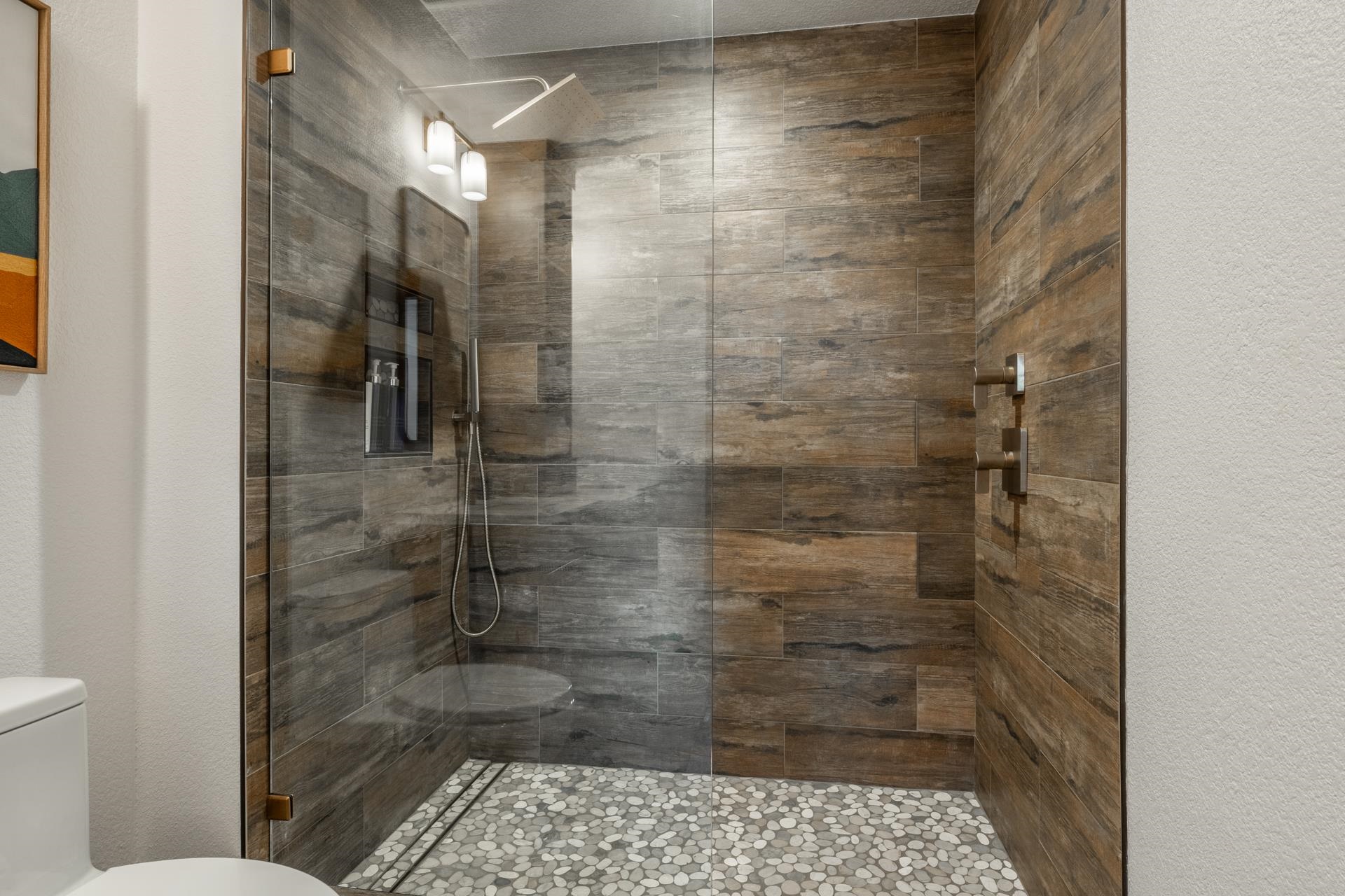 6201 Minaret Rd #2430