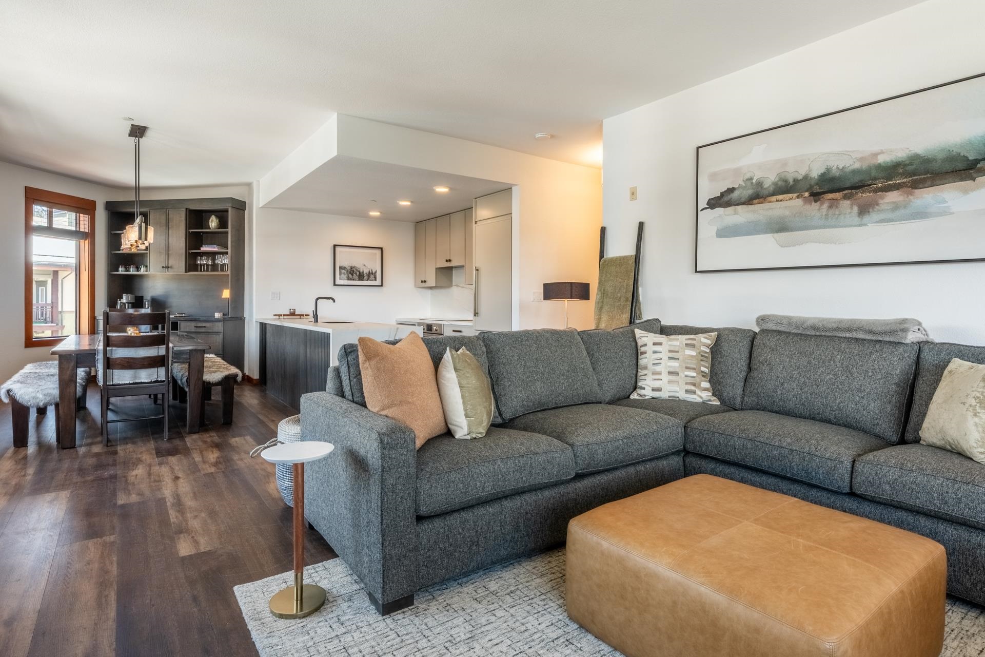 6201 Minaret Rd #2430